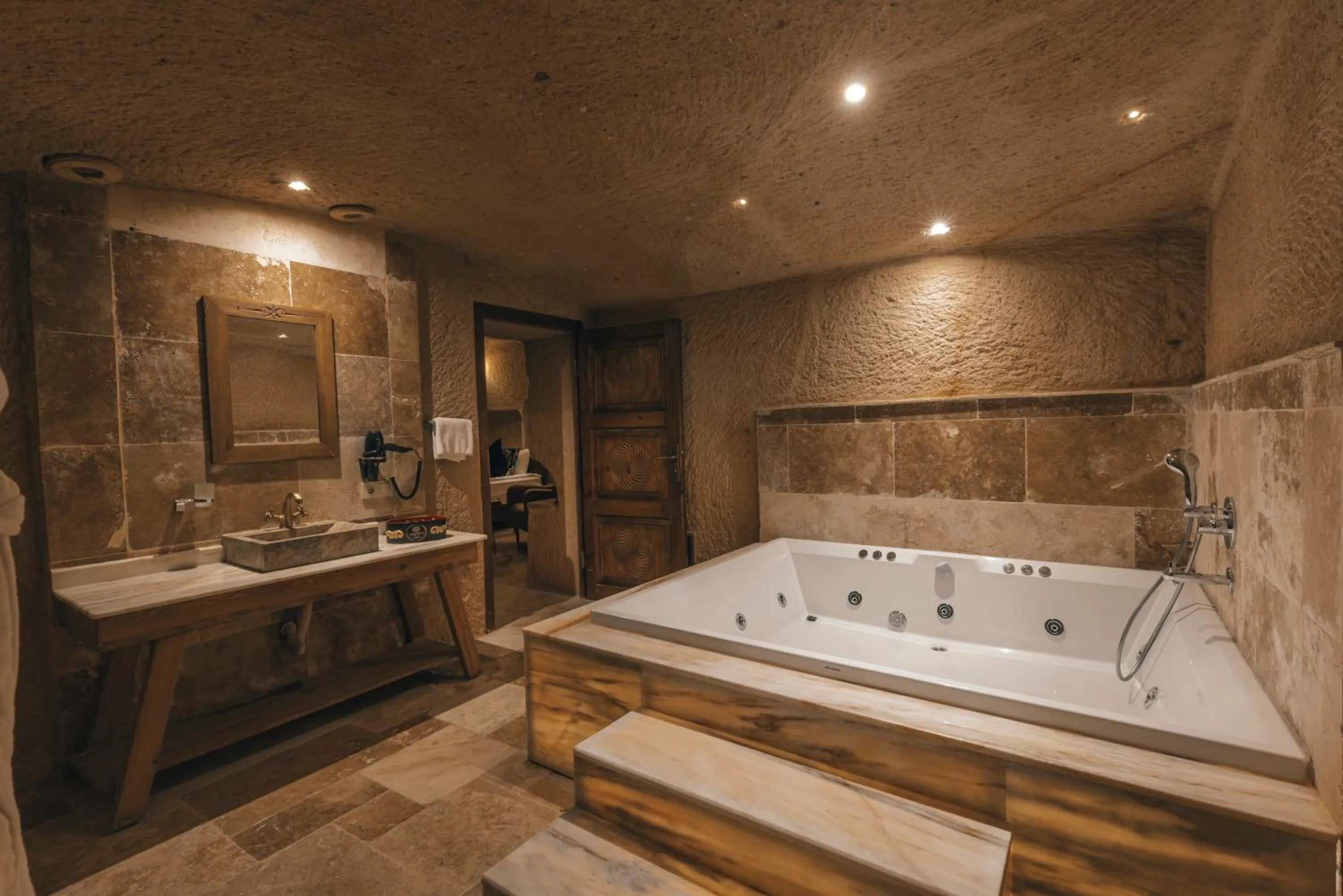 Hot Tub in Harem Suites Cappadocia
