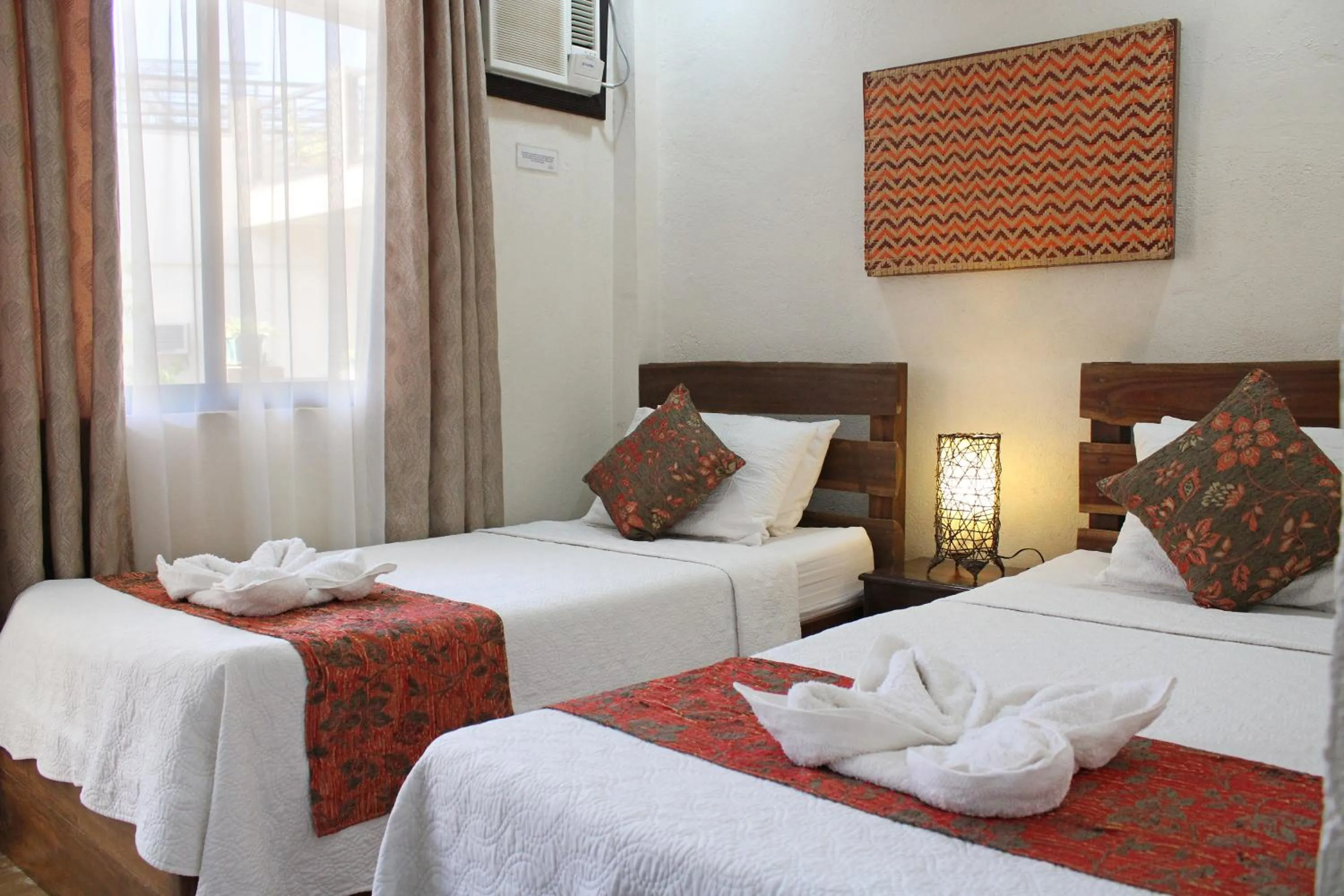 Bed in Balaibinda Lodge