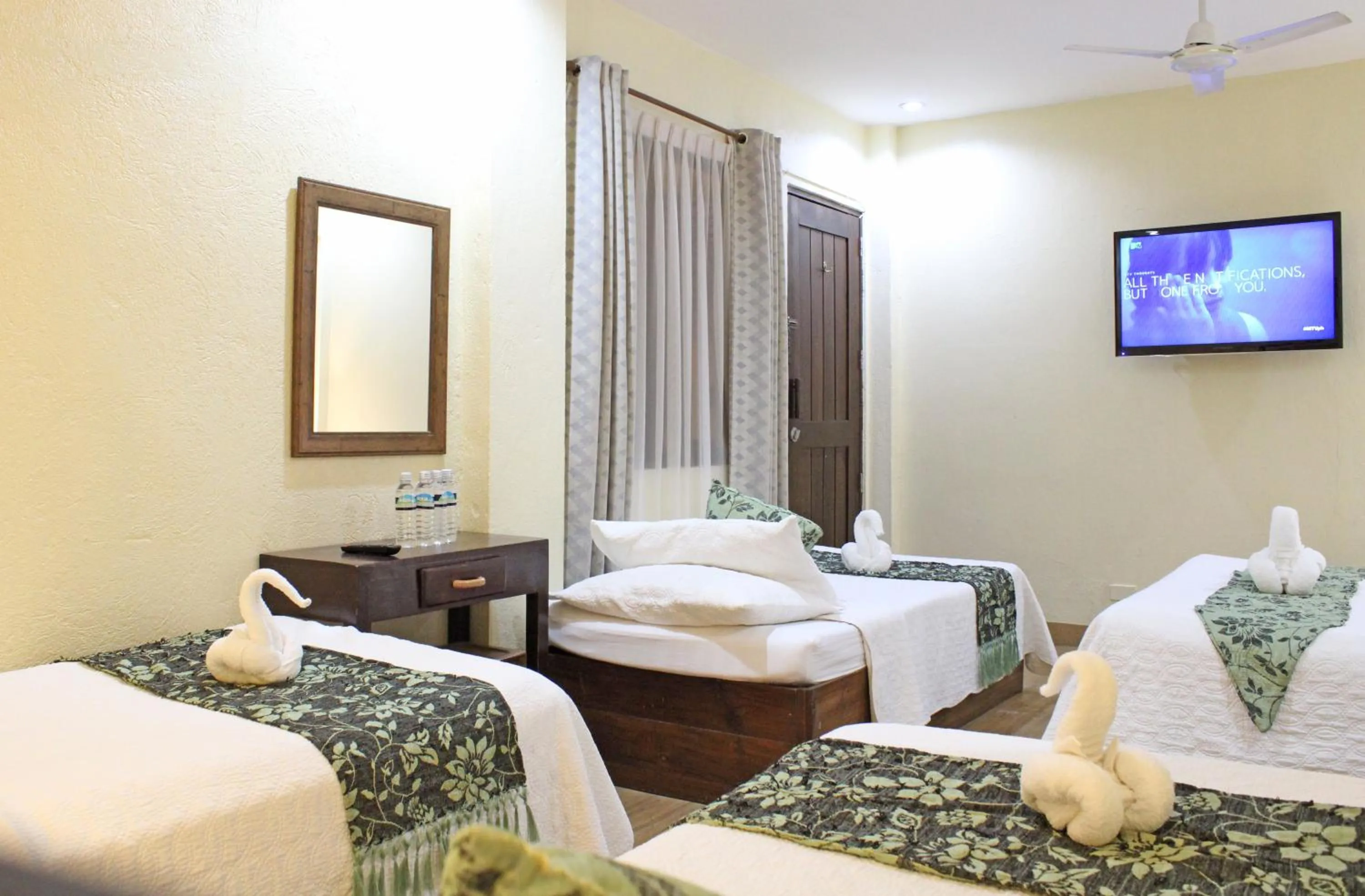 Bed in Balaibinda Lodge