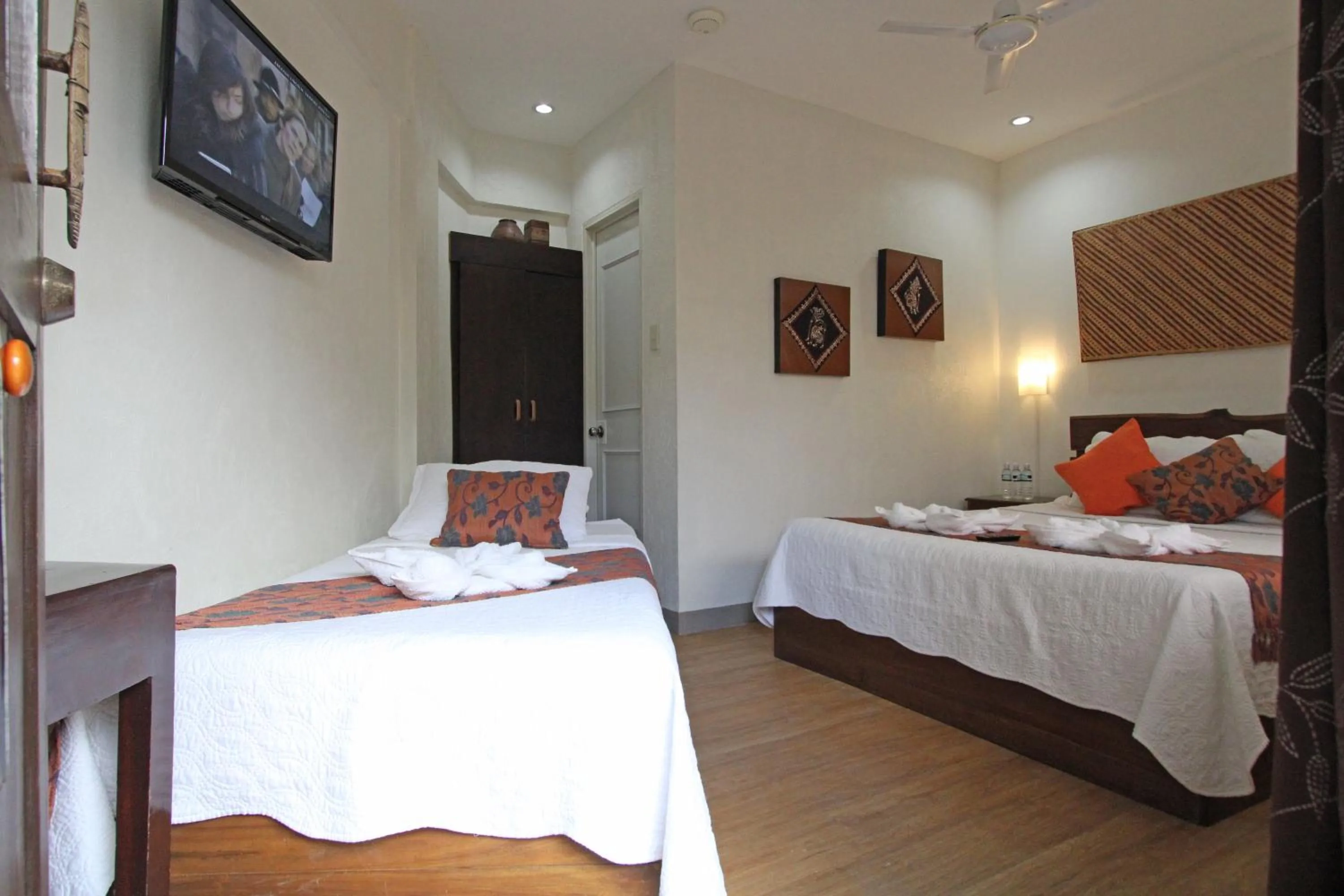 Bed in Balaibinda Lodge