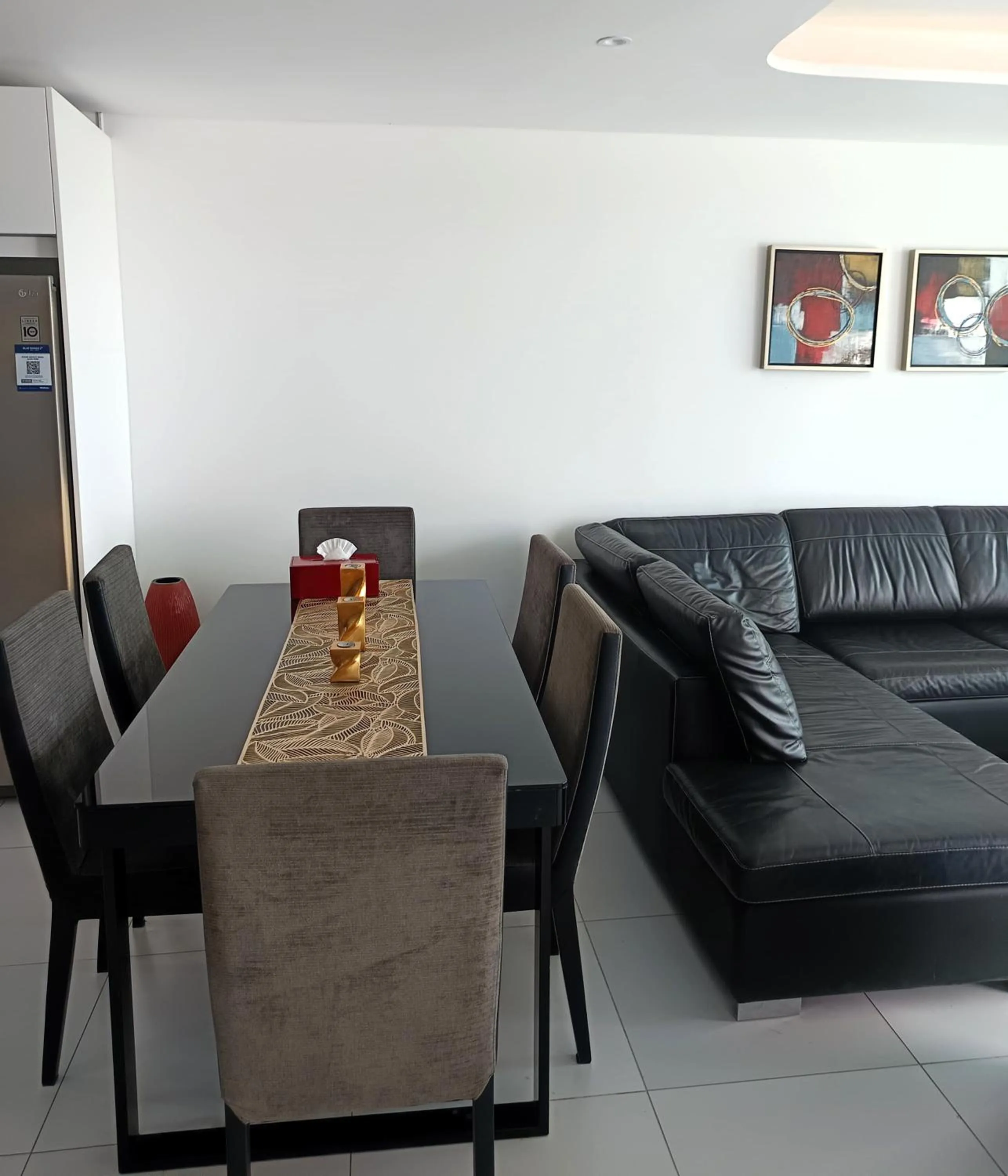 Seating area in Twin Sands Resort Penthouse