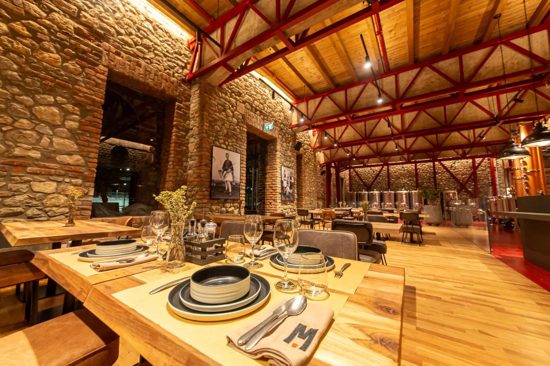 Restaurant/places to eat in Melesin Distillery
