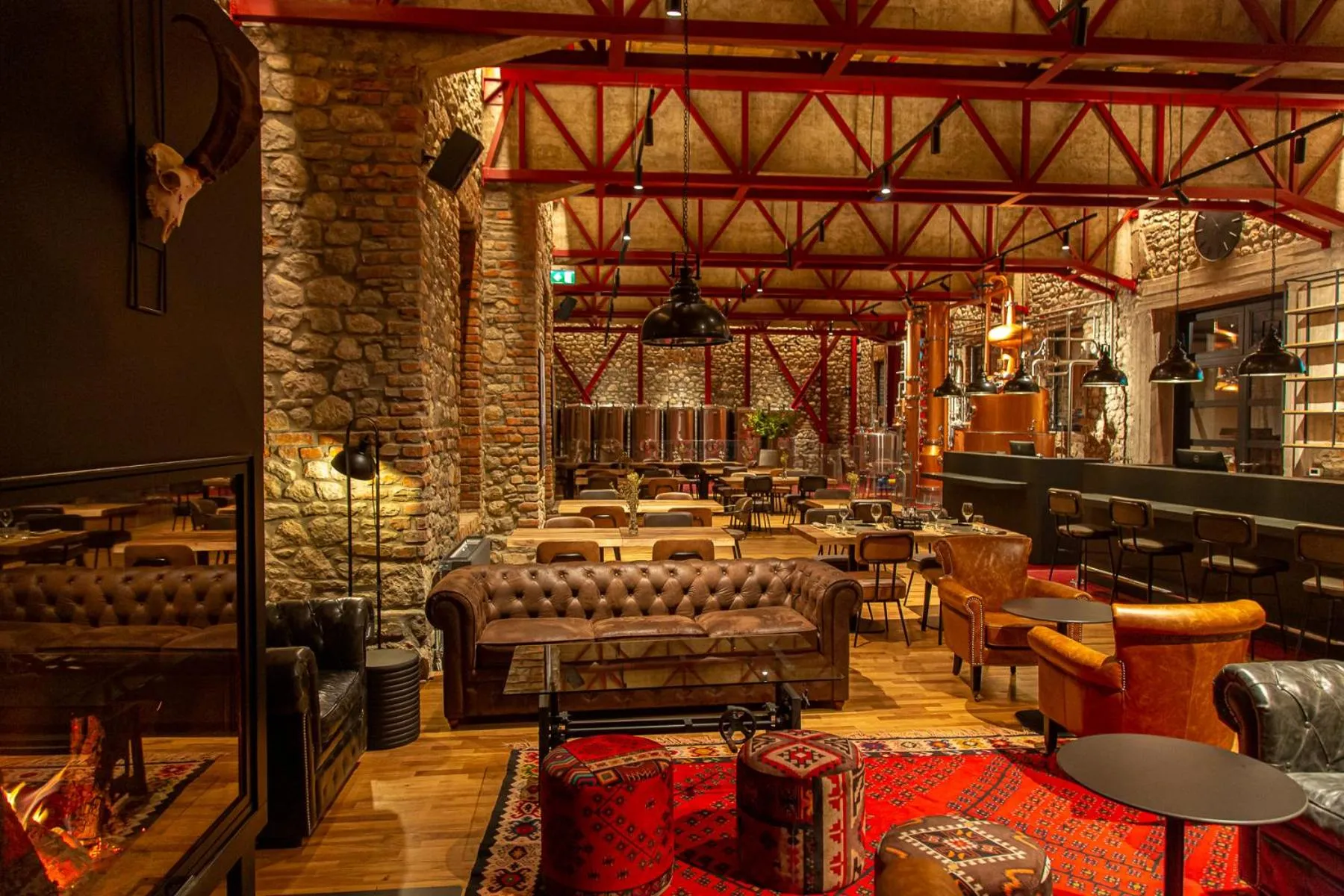 Restaurant/places to eat in Melesin Distillery