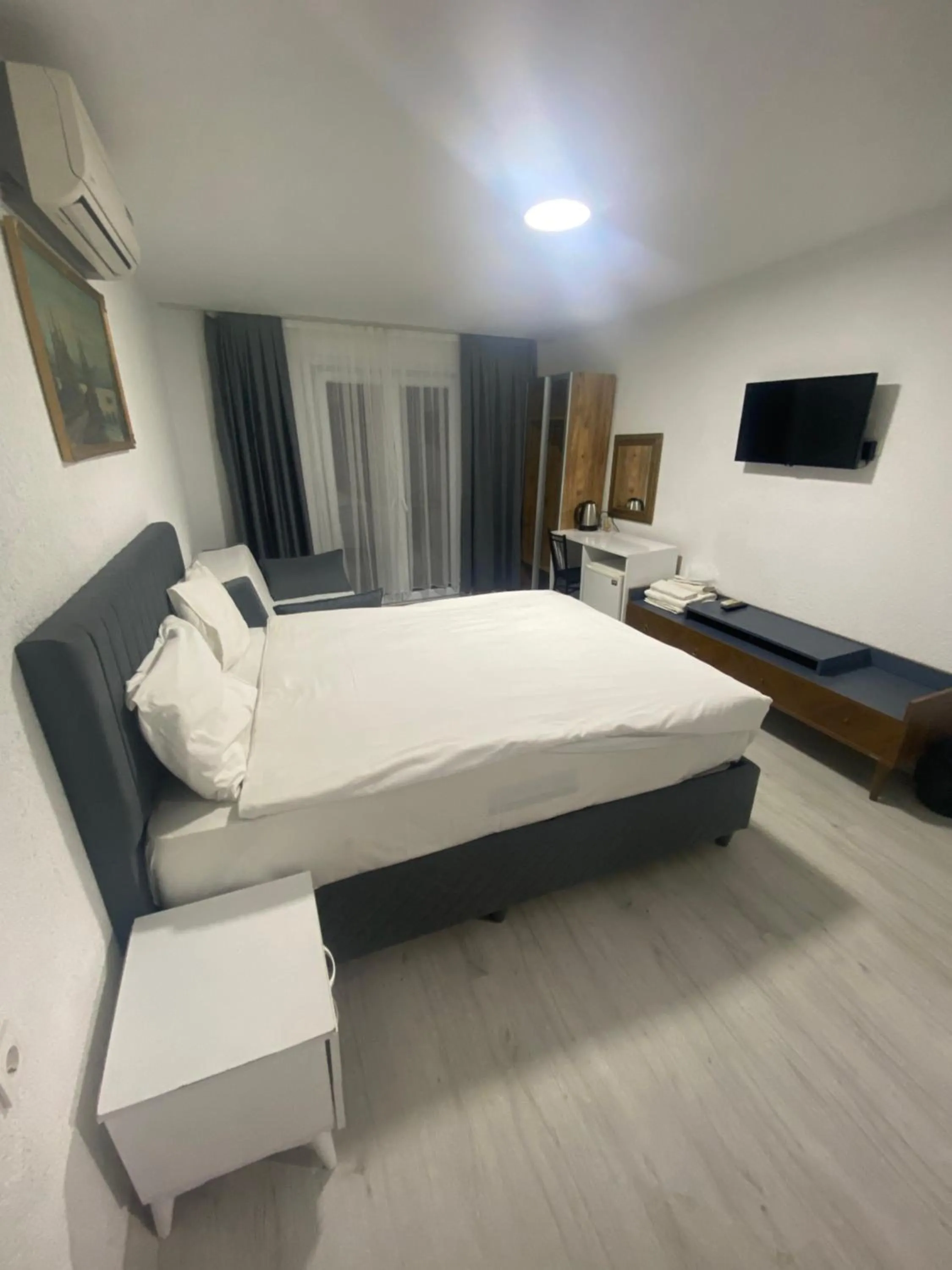 Bed in Mara Suite Taxim