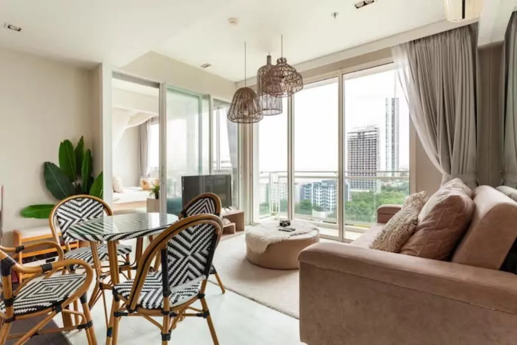 Dining area in Family Suite Sea view 2Bedroom at Veranda Residence Pattaya