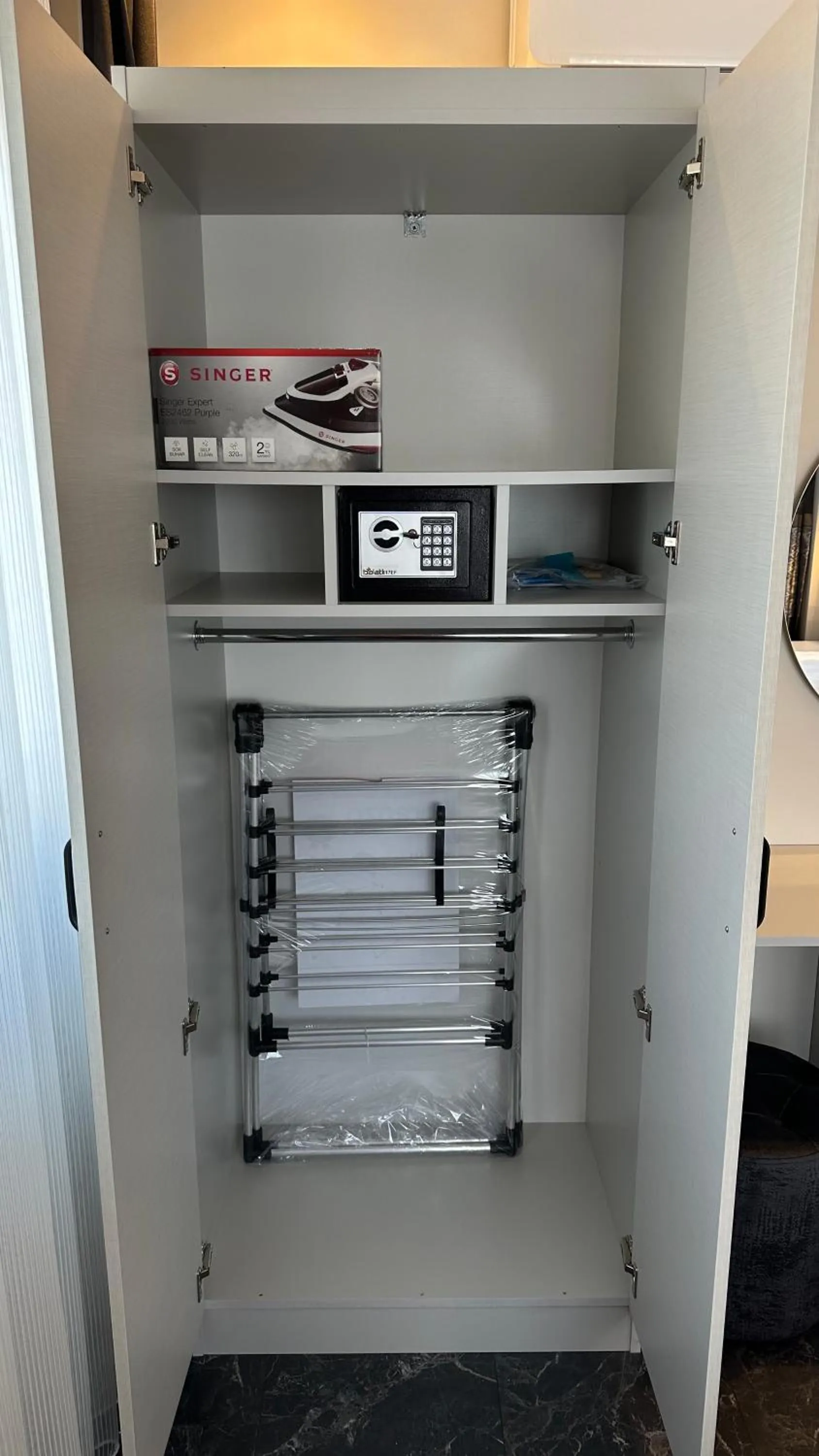 safe in Mar Boutique Apartment