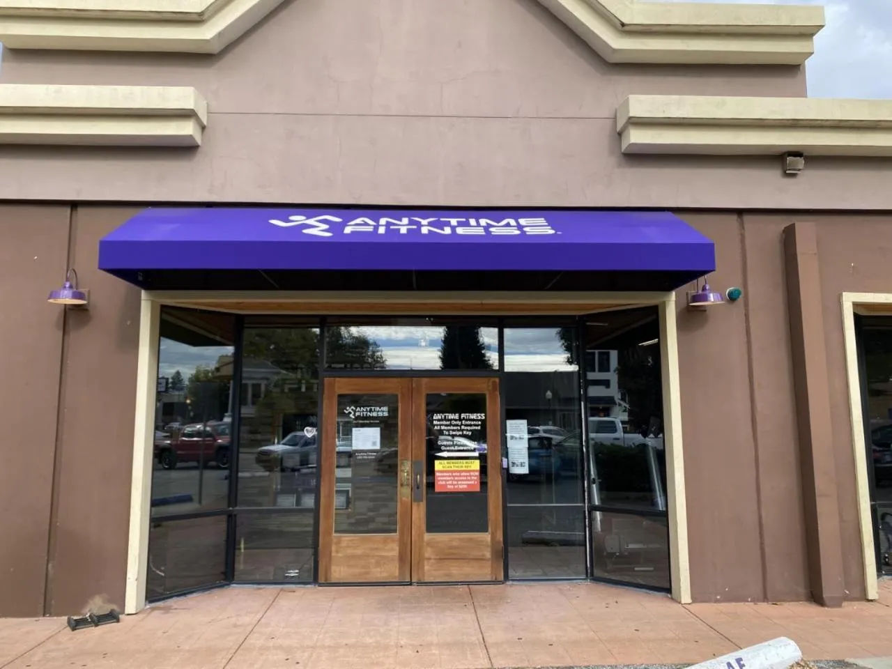 Spa and wellness centre/facilities in The Queen On Main