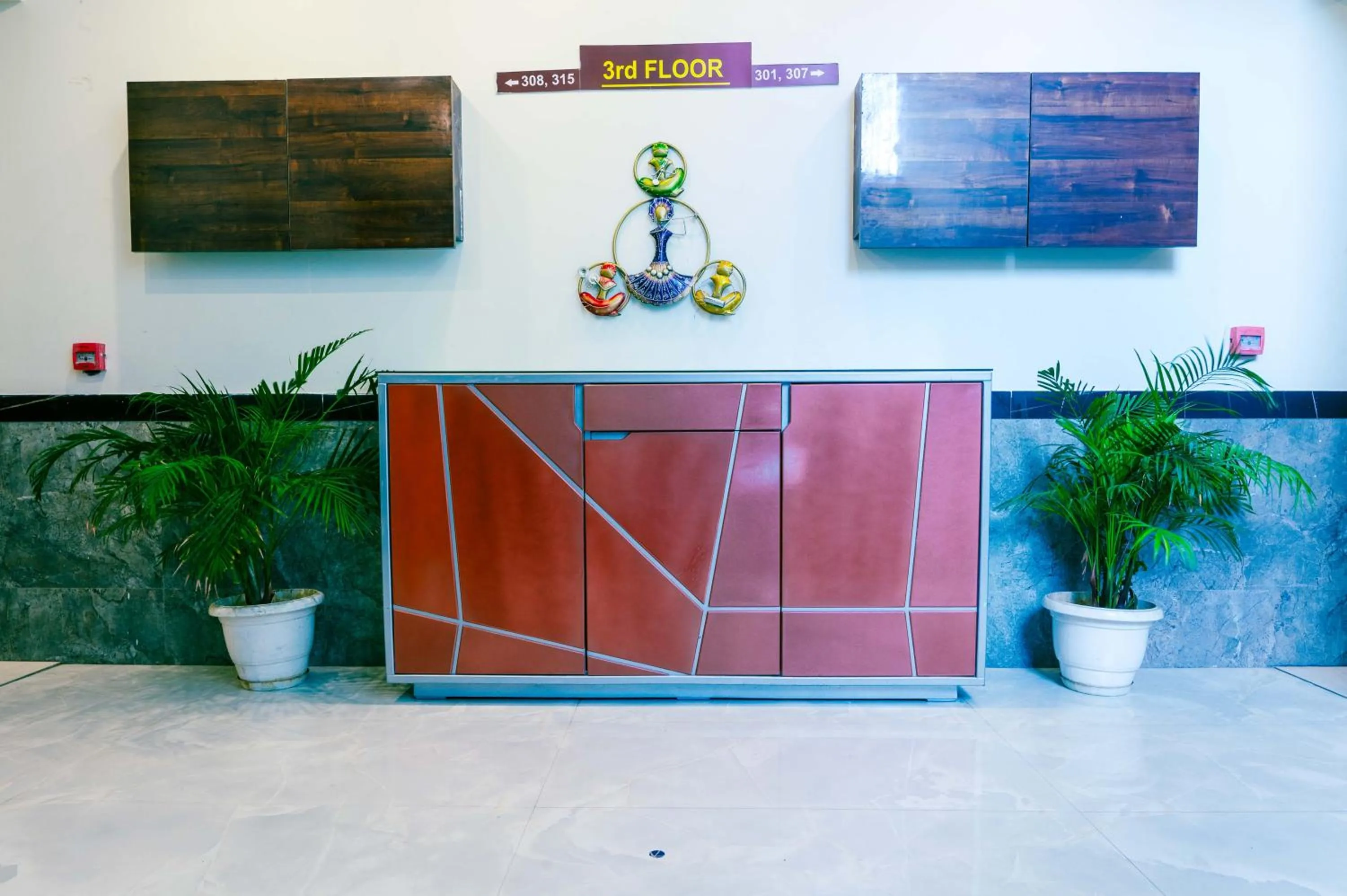 Lobby or reception in Treebo Sunny Feast