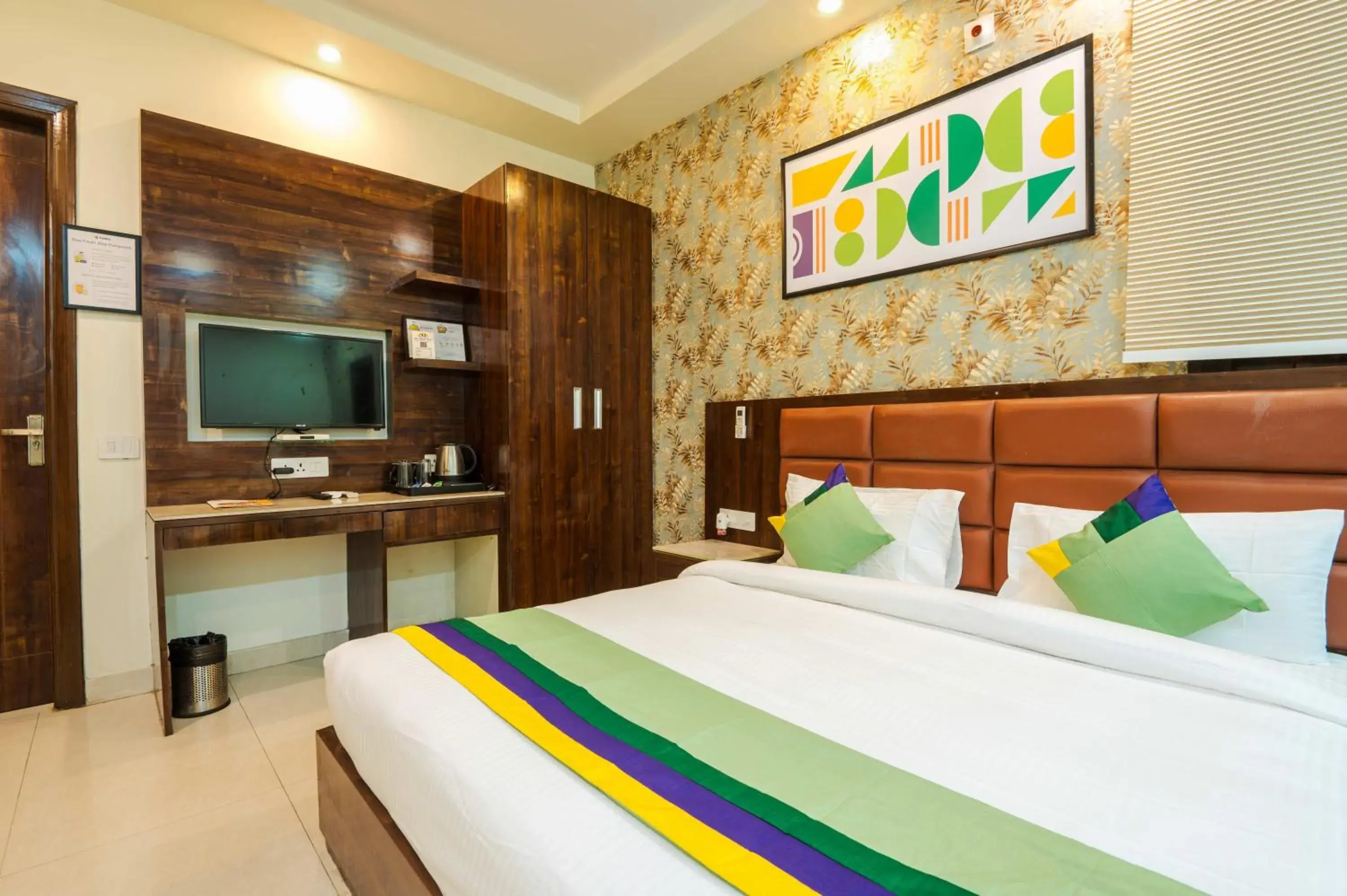 Bedroom, Bed in Treebo Sunny Feast Bedroom, Bed in Treebo Sunny Feast