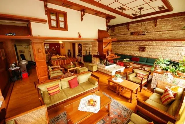 Lounge or bar in Hotel Elvetia