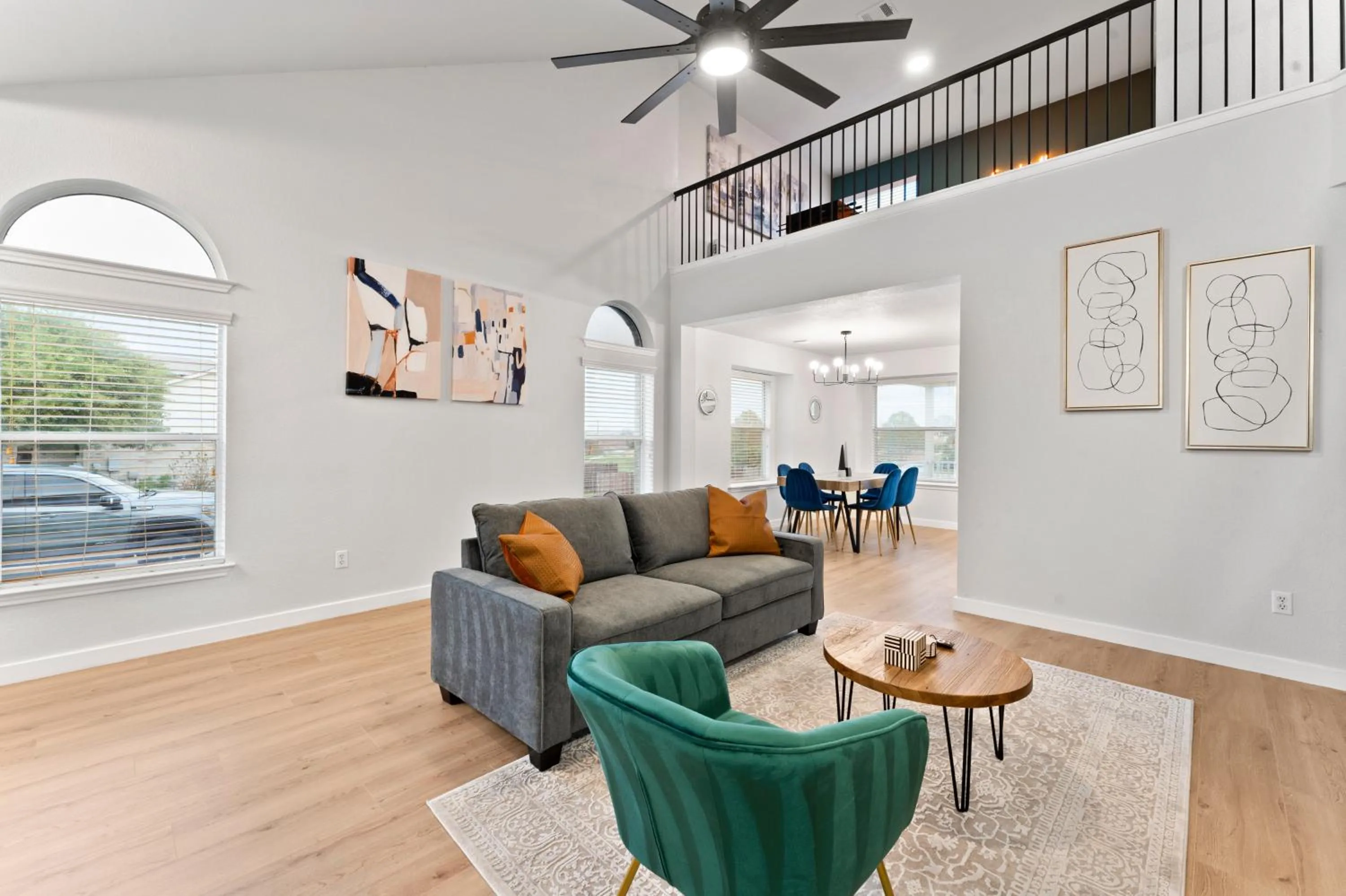 Modern & Homey 3BR Home, Remote Work Friendly, King Beds, Fast WiFi