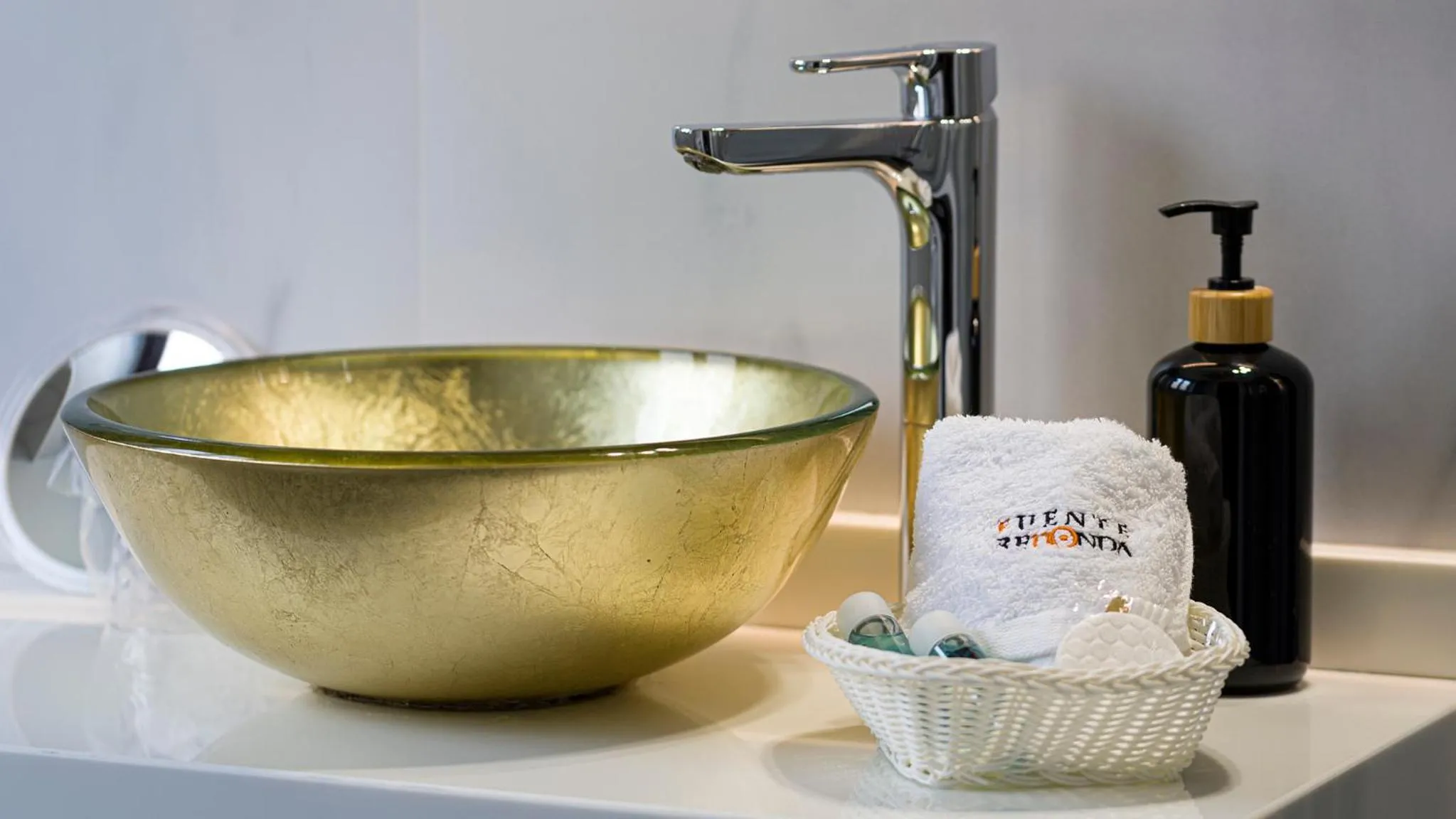 Bathroom in HOTEL FUENTE REDONDA LUXURY