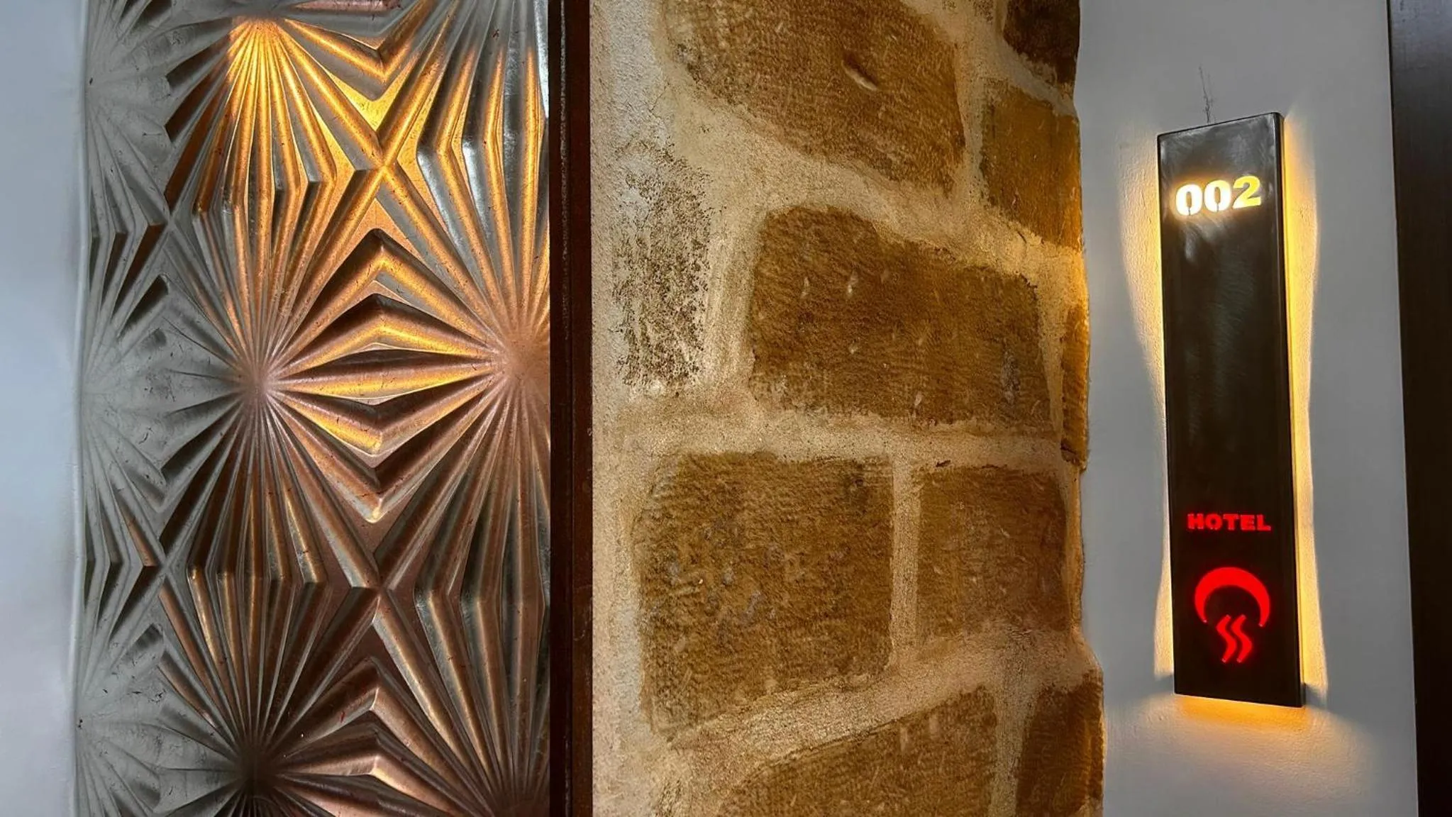 Decorative detail in HOTEL FUENTE REDONDA LUXURY