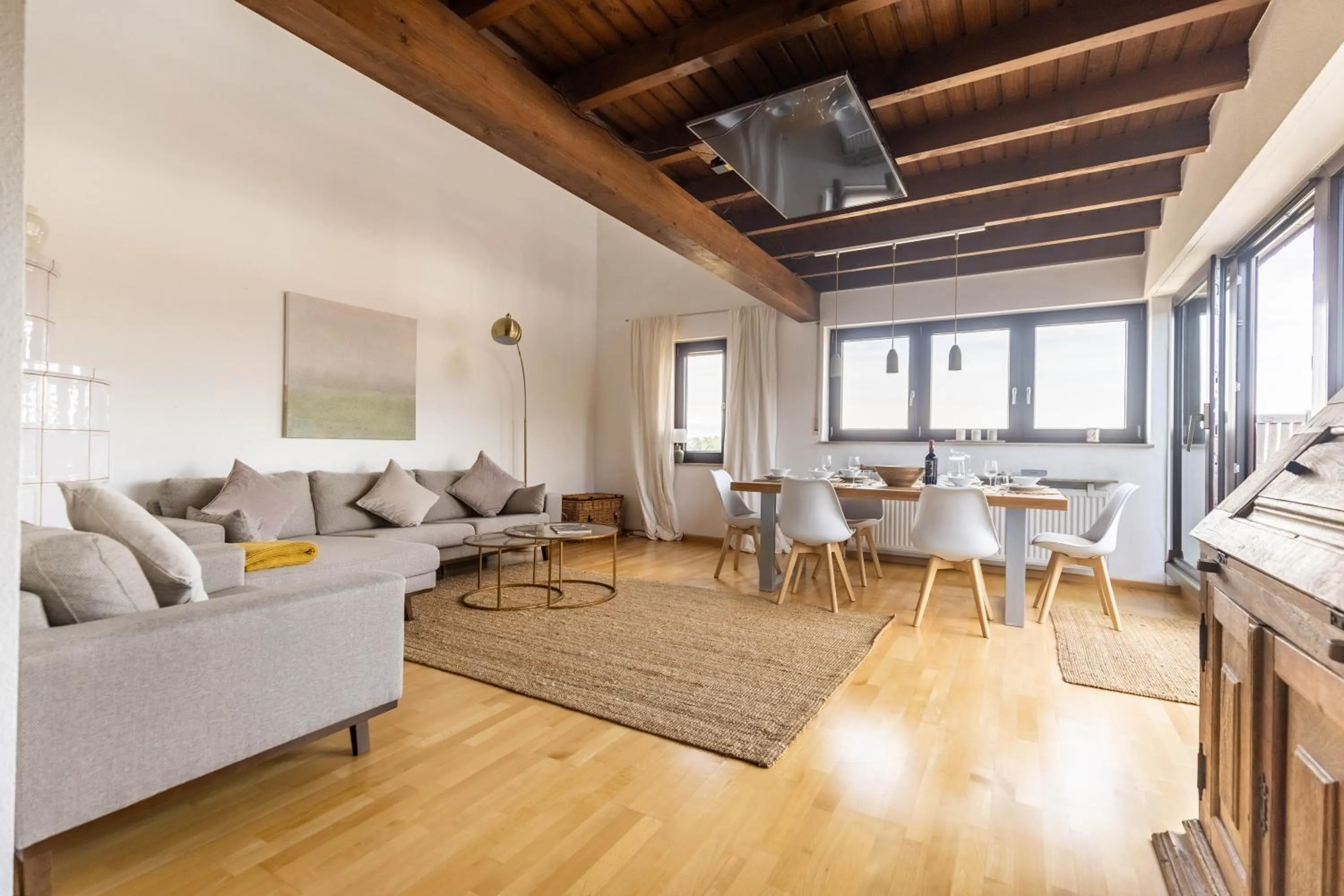 Penthouse Weitblick mit Berg und Seesicht
