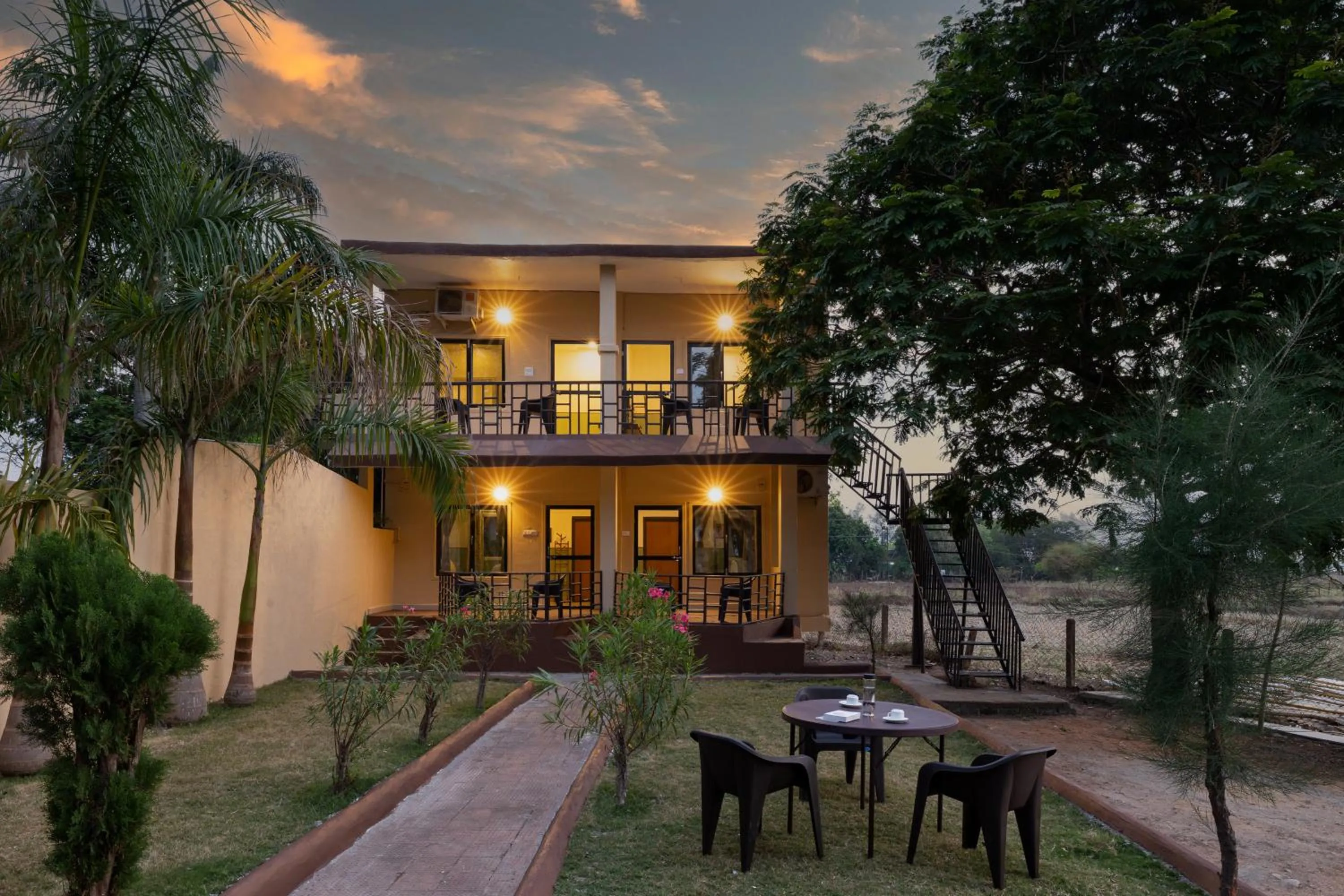 Street view in Avadale Tadoba - Stag Groups Not Allowed