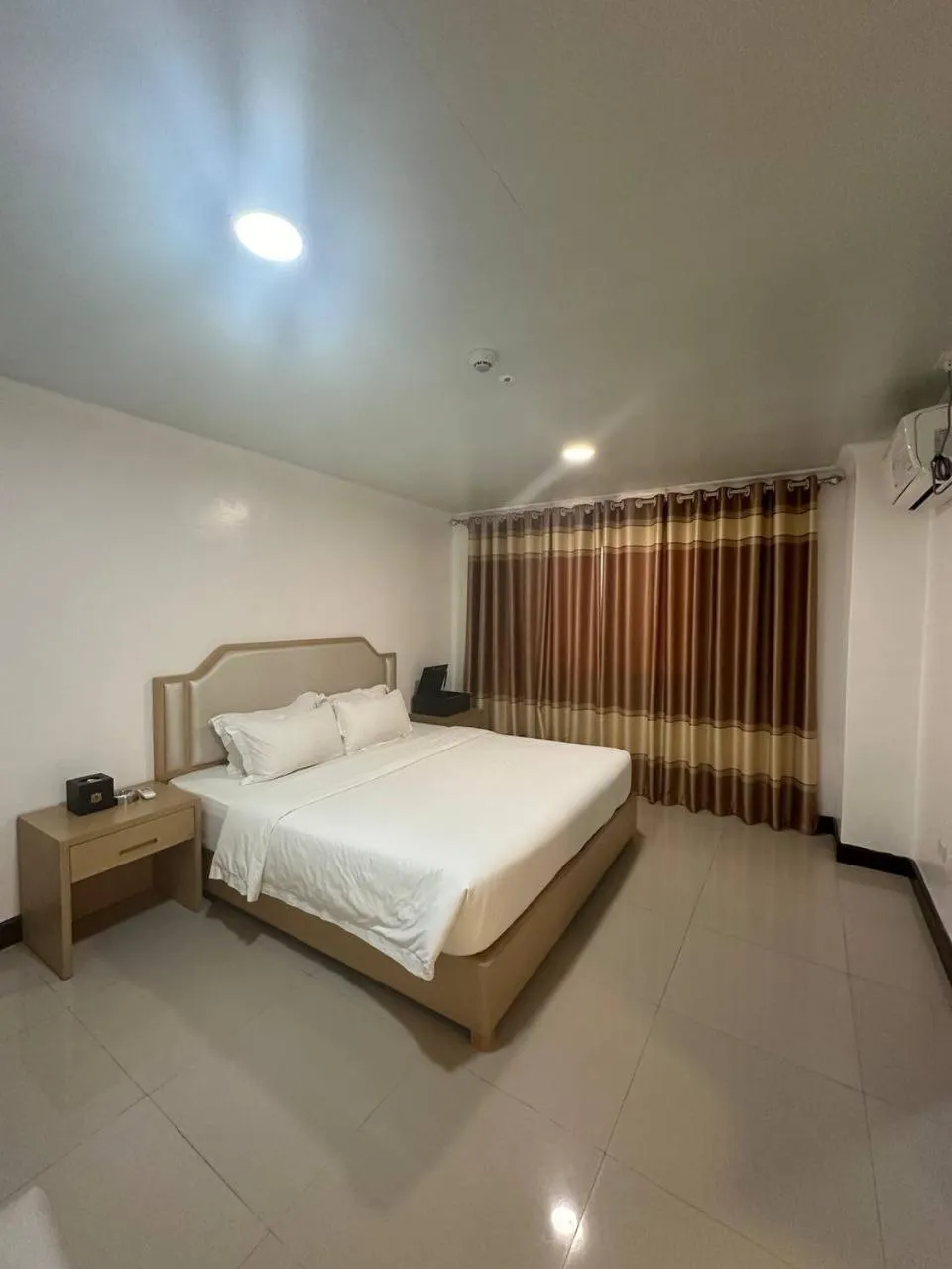 Bed in PUNTA CLARK HOTEL