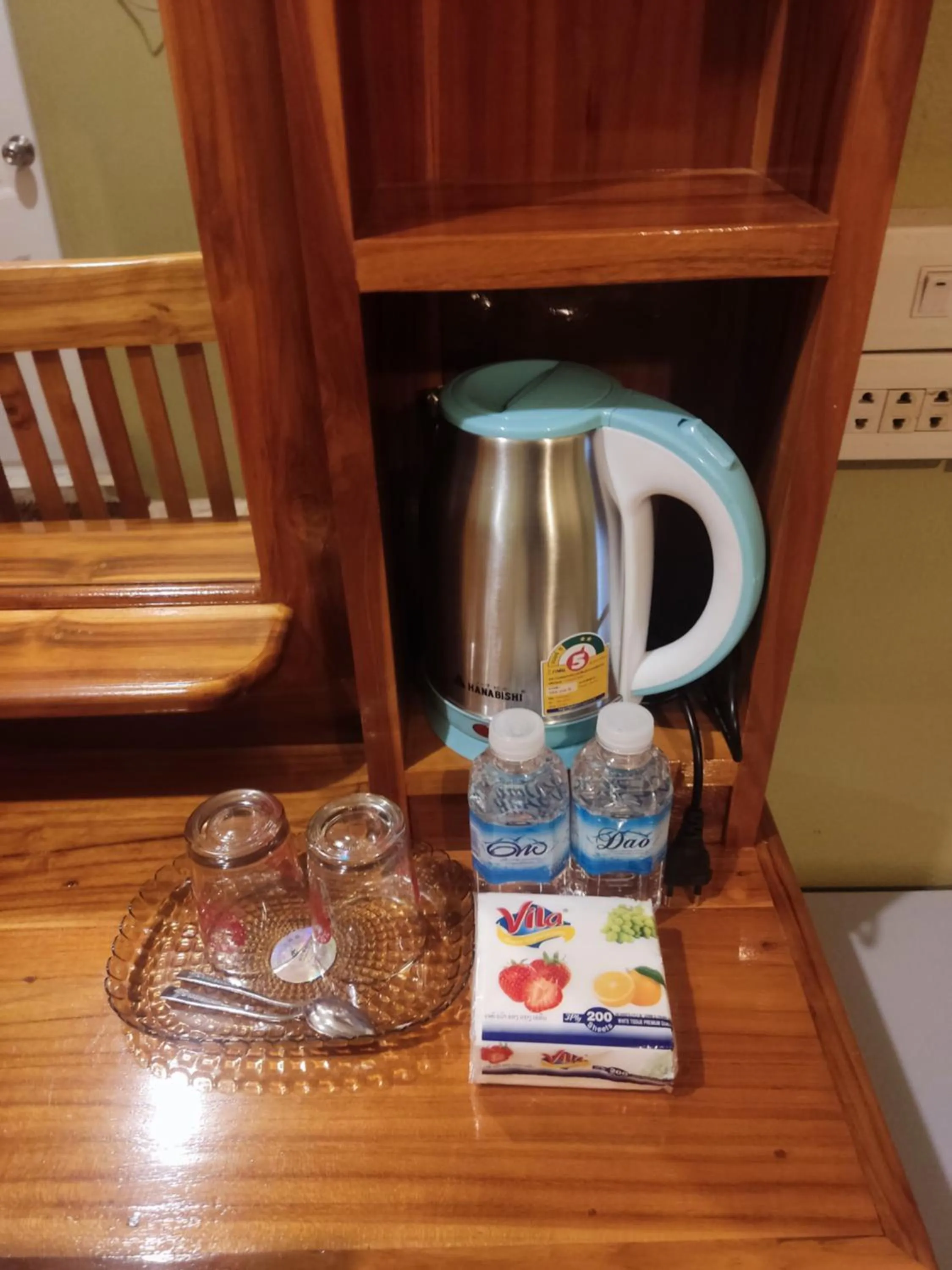 Coffee/tea facilities in Erawan Guesthouse