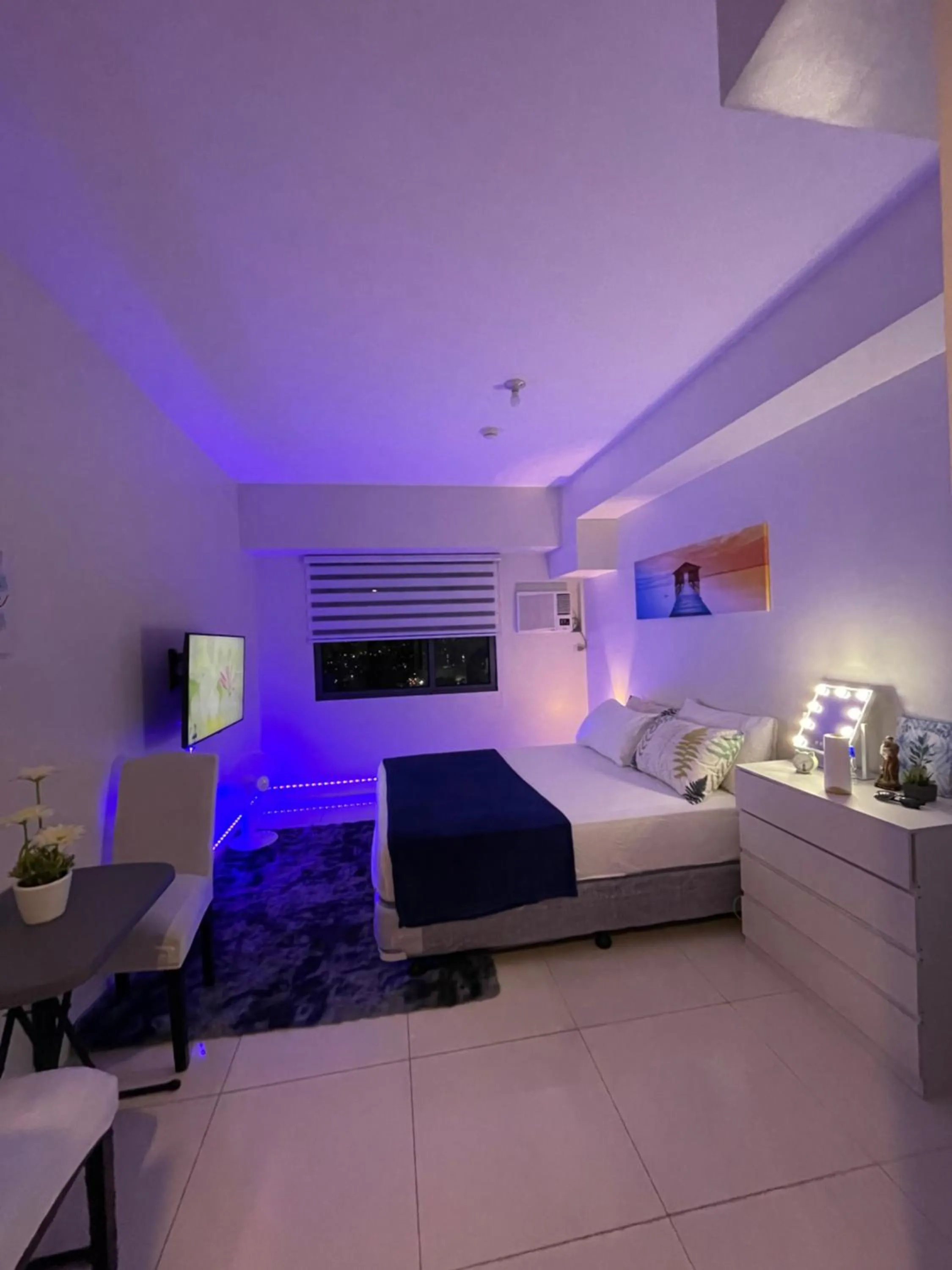 Bed in Cozy Studio at Horizon 101