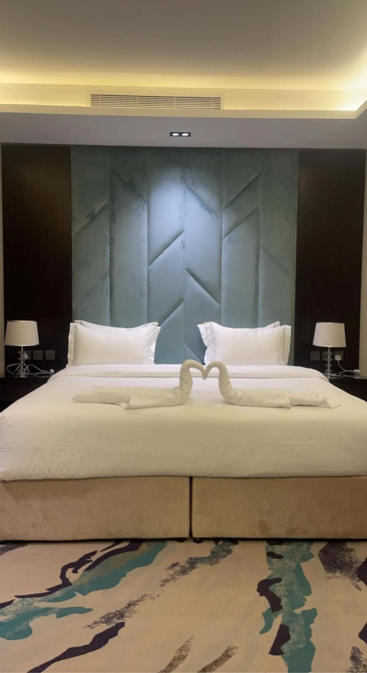 Bed in Al Wateen Hotel