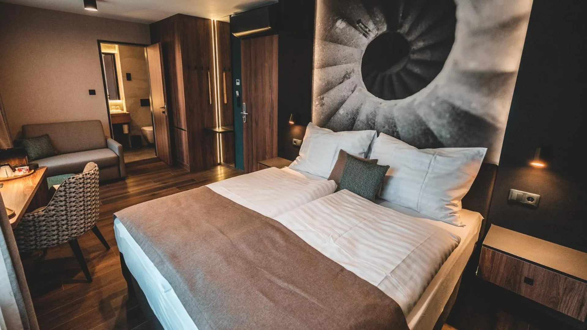 Double Room with Extra Bed in Mediterraneo Luxury Room Esztergom