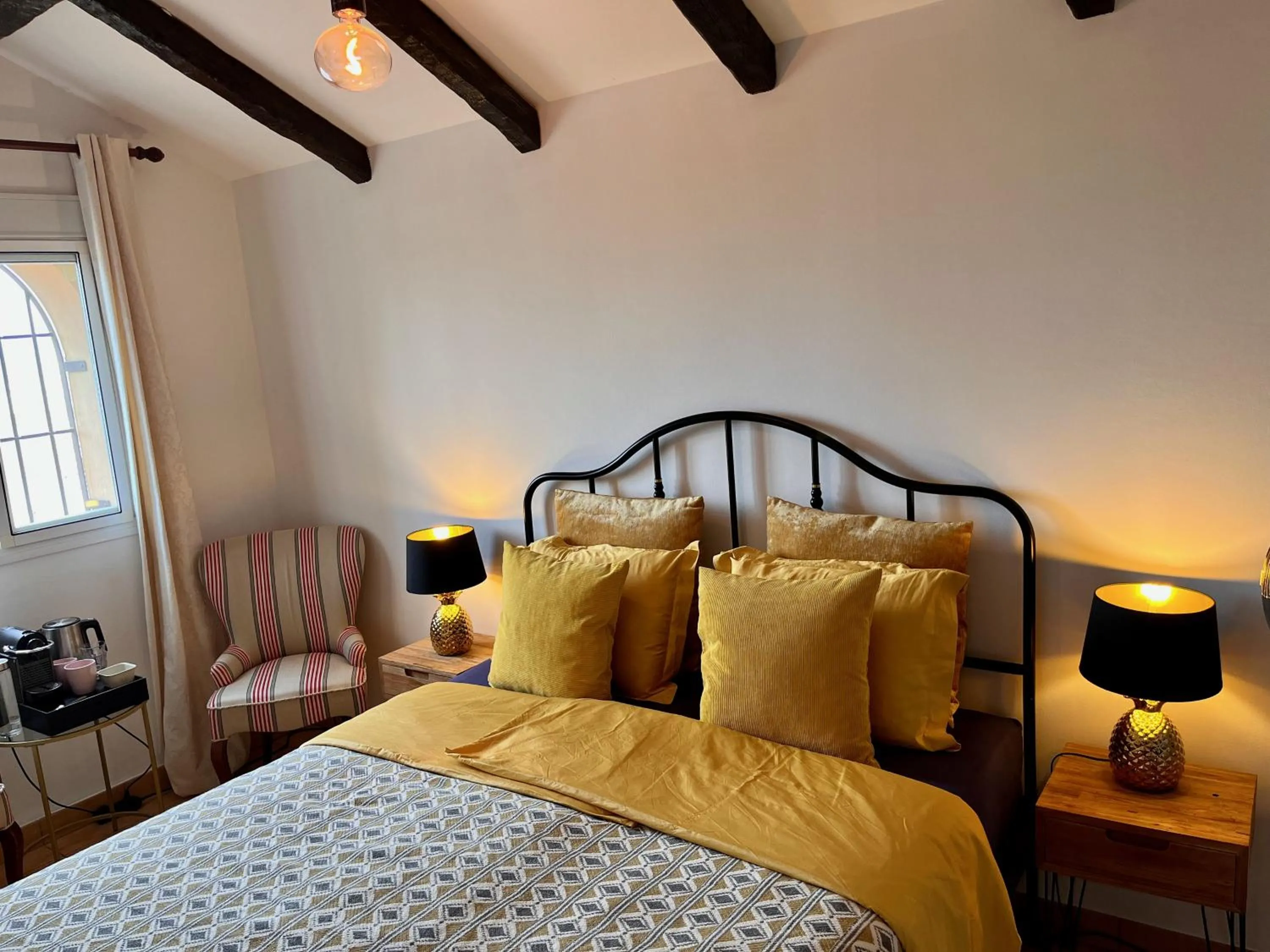 Bed in Casa Limon, boutique Bed and Breakfast, Andalucia