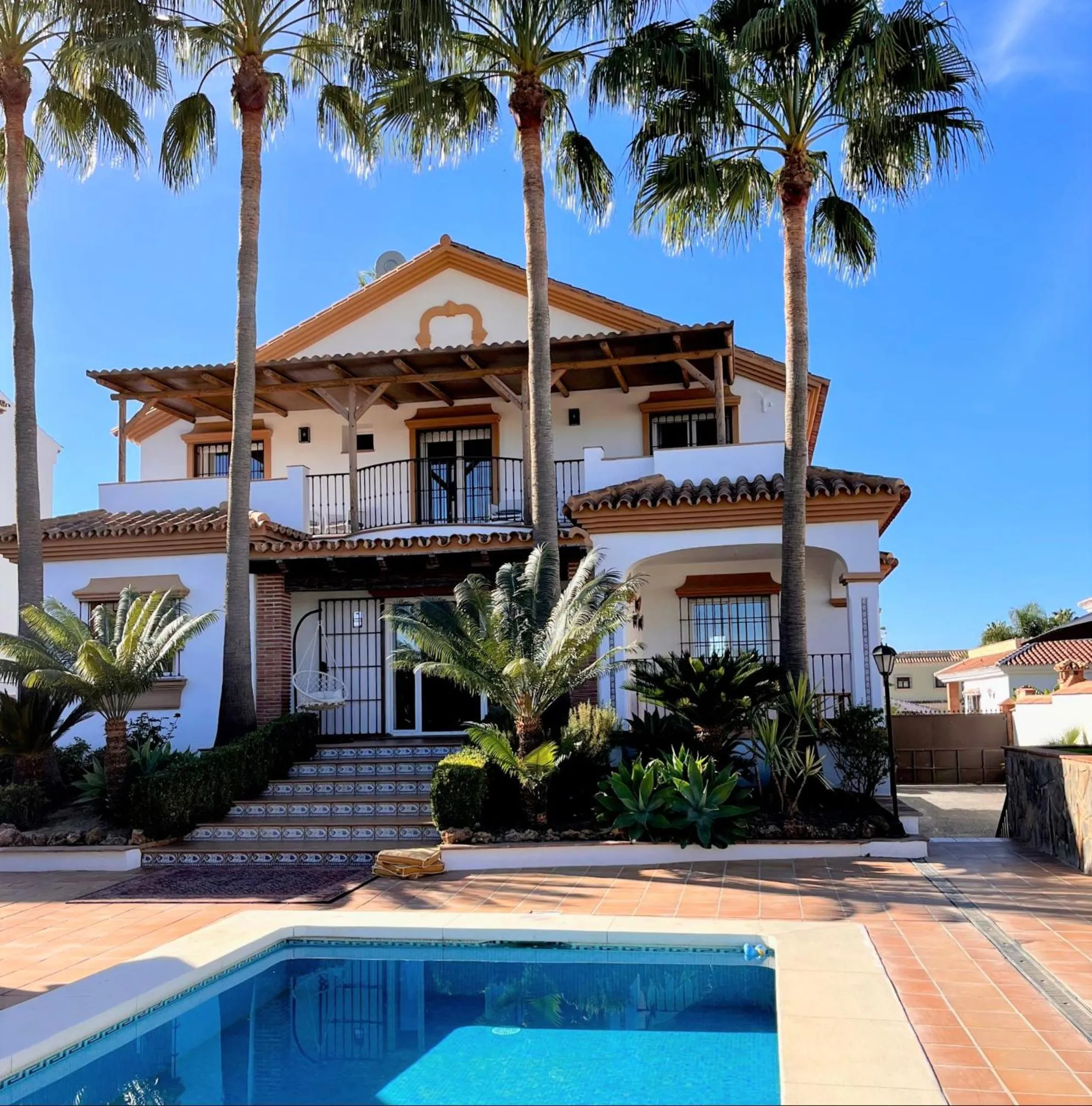 Property building in Casa Limon, boutique Bed and Breakfast, Andalucia