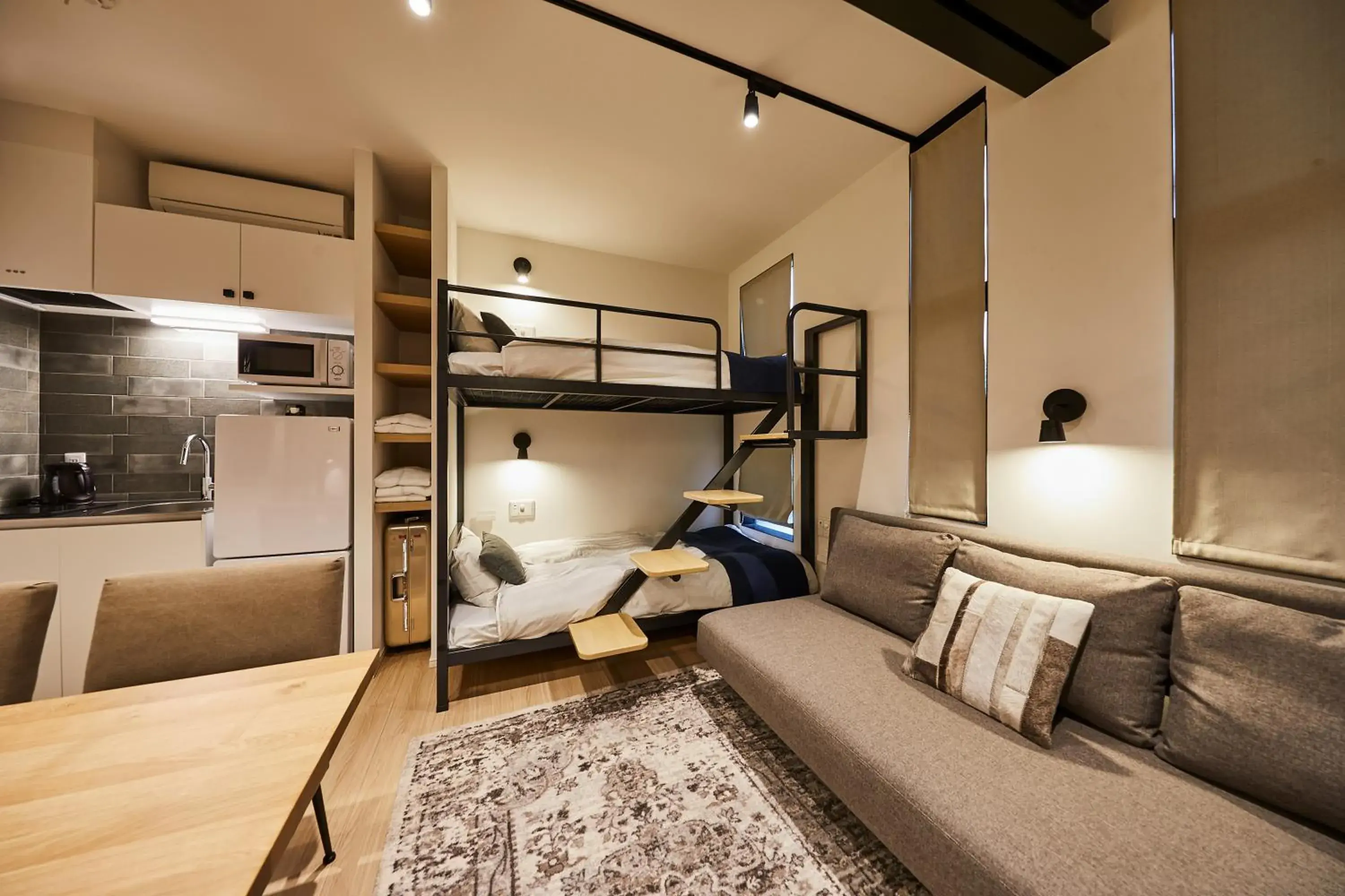 Photo of the whole room, Bed in Hotel TORACO konohana Photo of the whole room, Bed in Hotel TORACO konohana