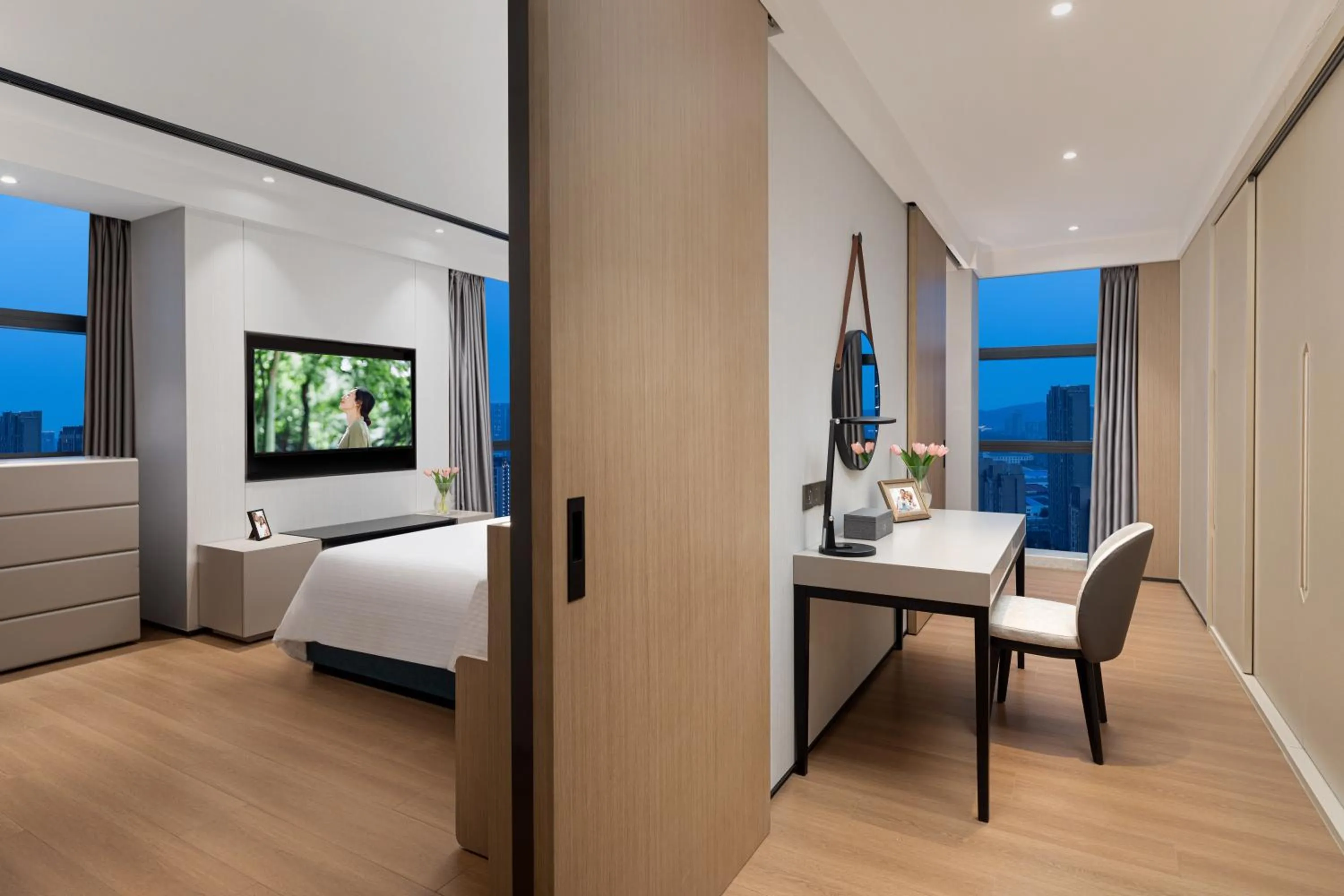 Photo of the whole room, Bed in Somerset Taihu New City CBD Wuxi