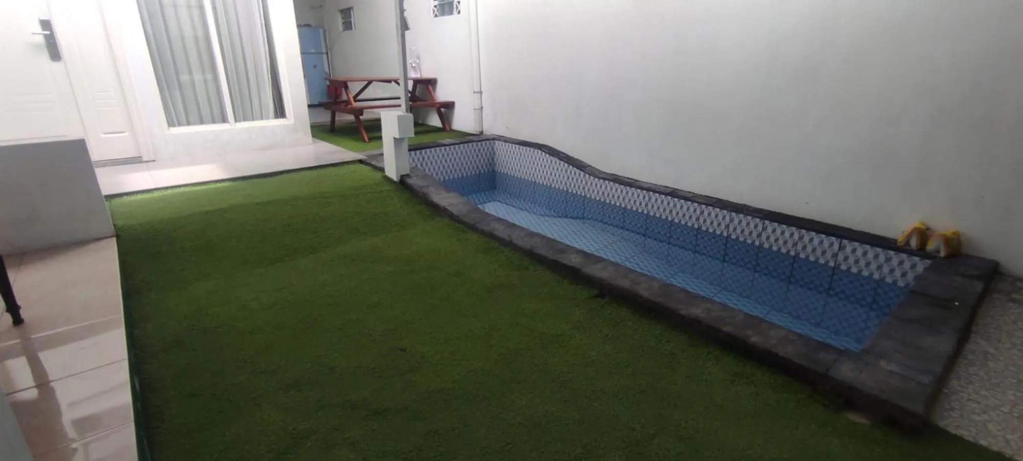 Swimming pool in Aliandra Villa by The Lavana