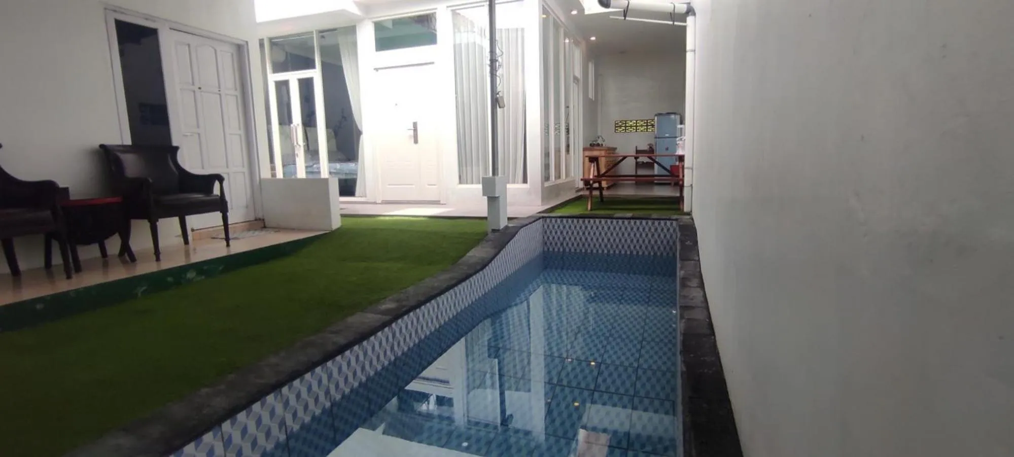 Swimming pool in Aliandra Villa by The Lavana