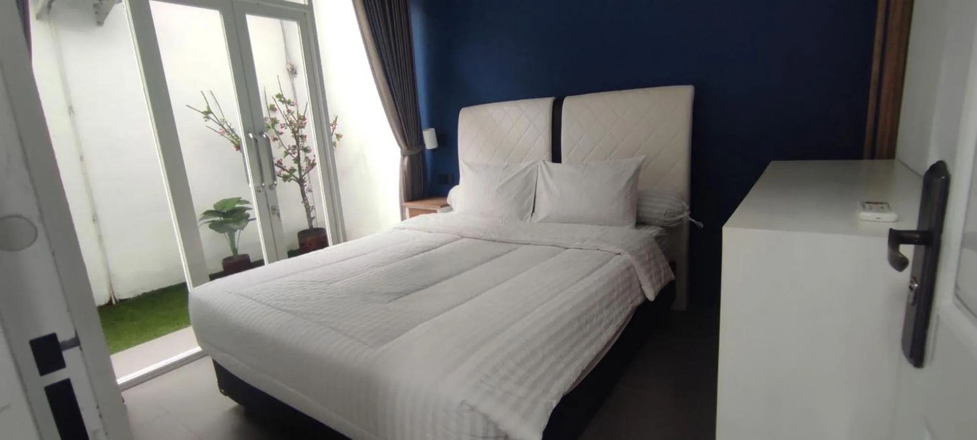 Bed in Aliandra Villa by The Lavana