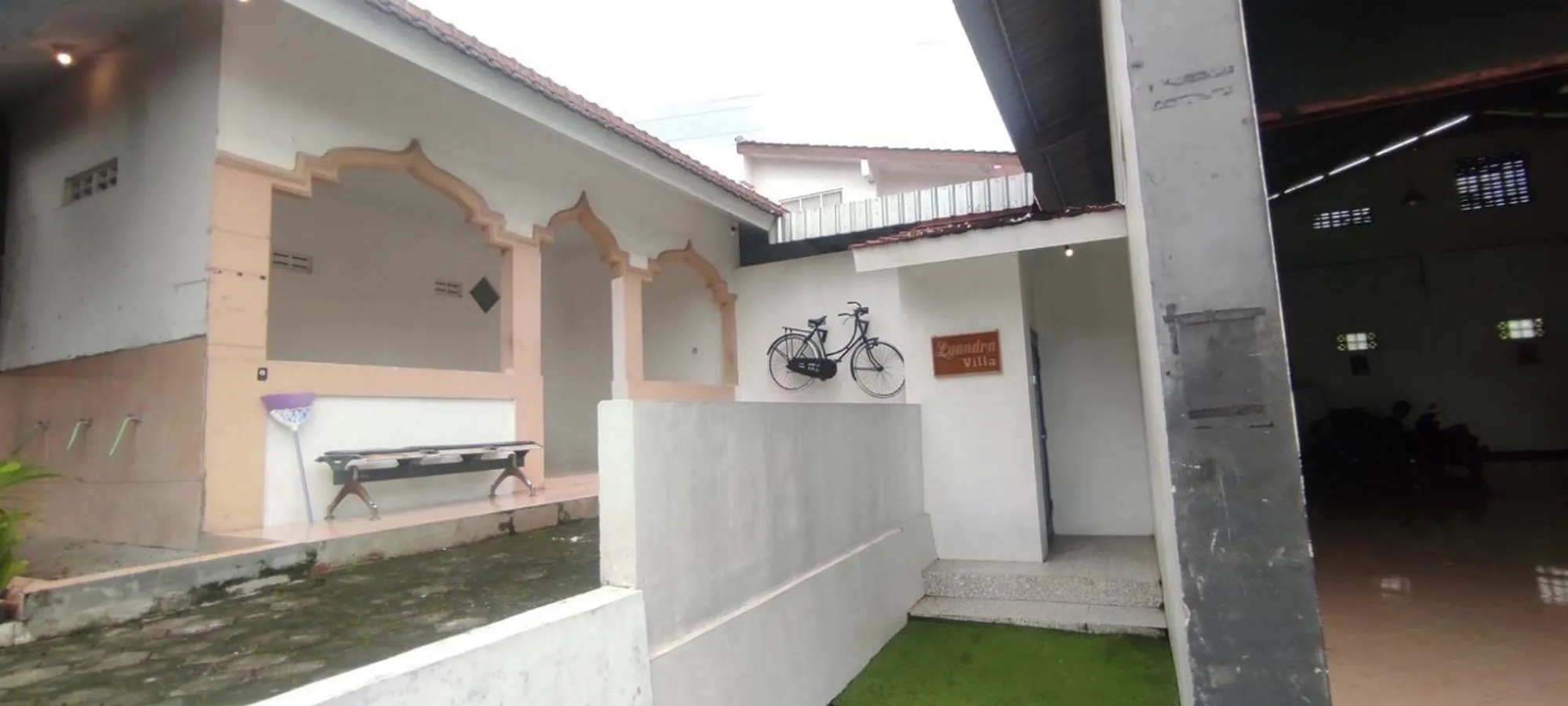 Property building in Aliandra Villa by The Lavana