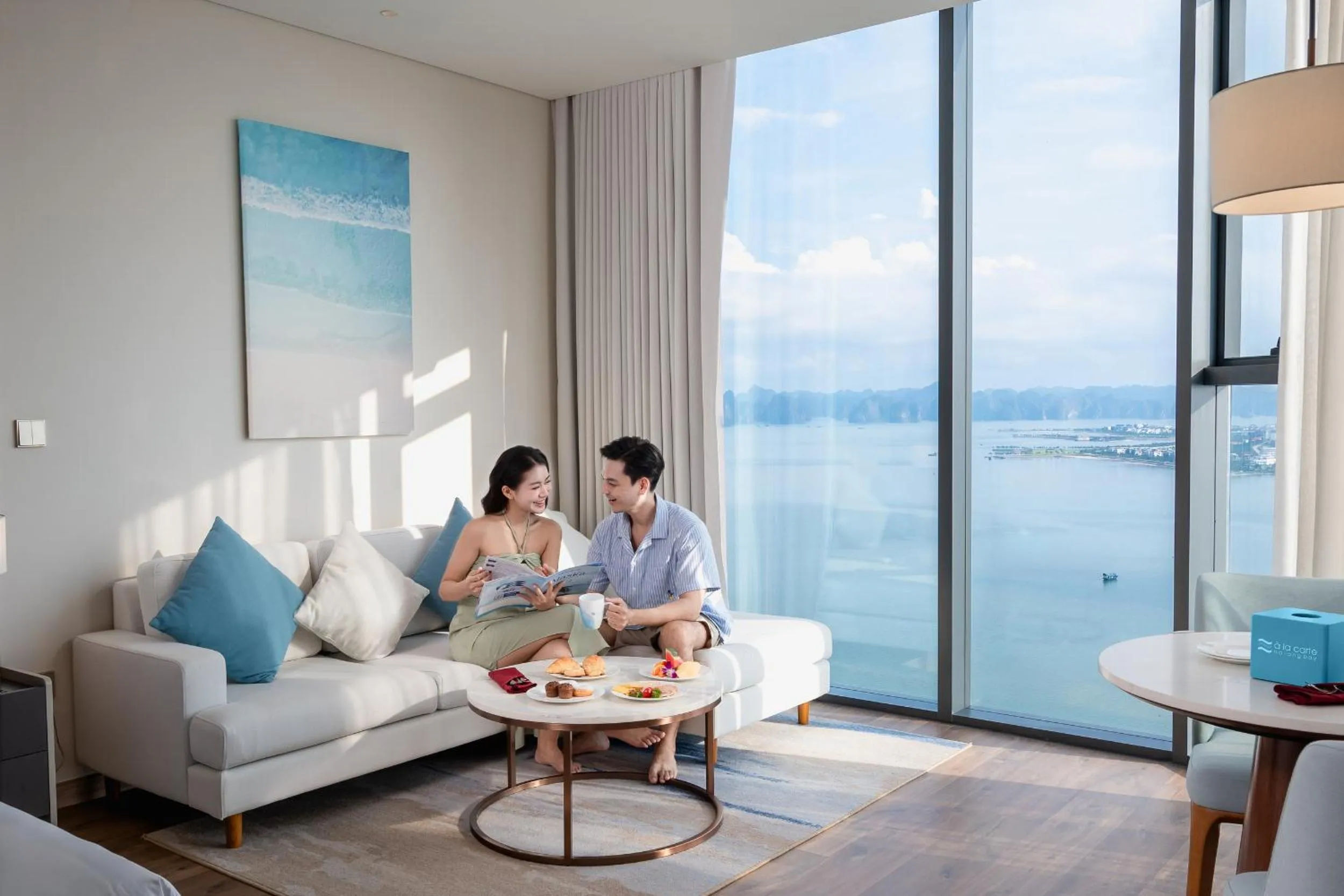 Day in A La Carte Ha Long Bay Managed by TASECO