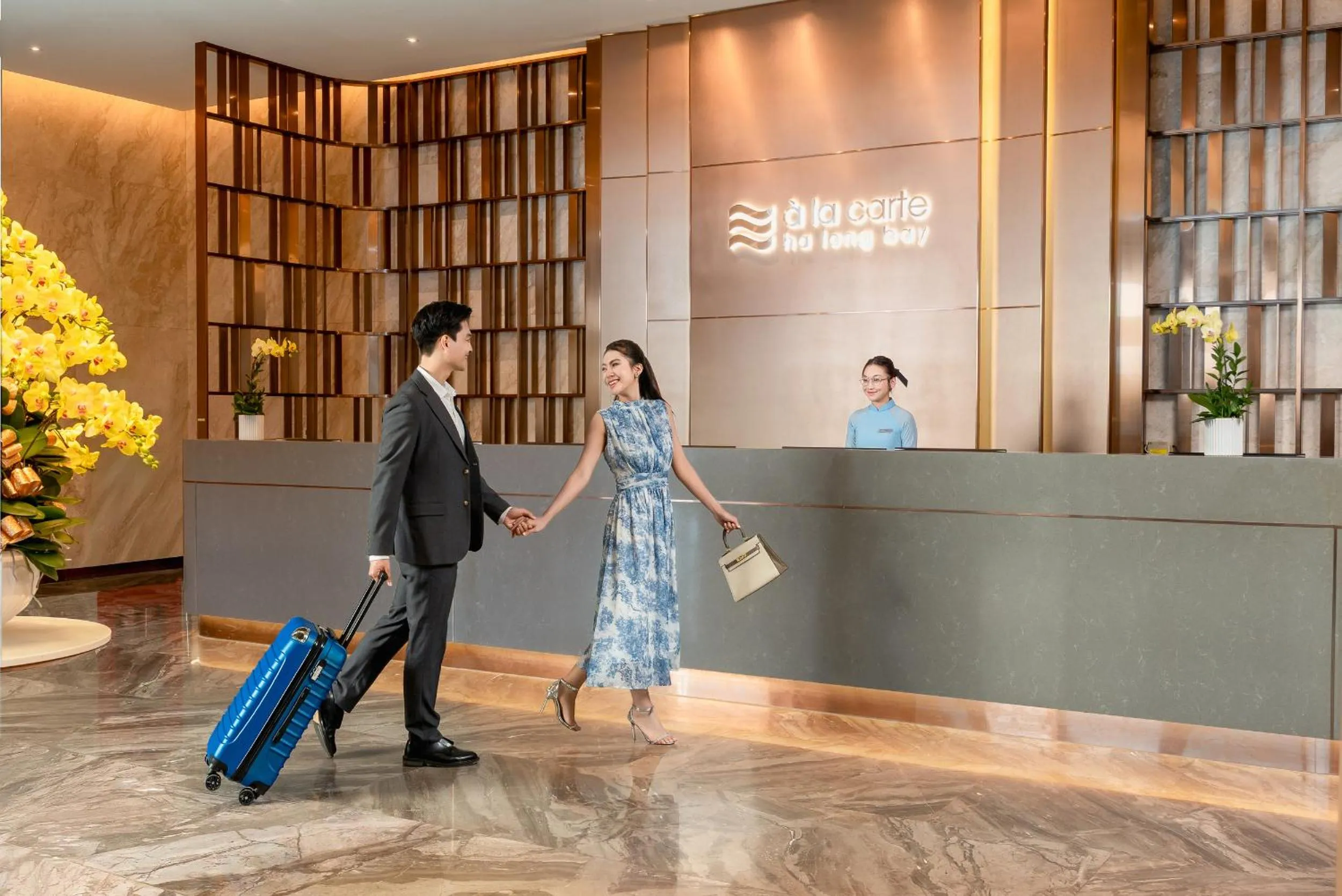 Staff in A La Carte Ha Long Bay Managed by TASECO