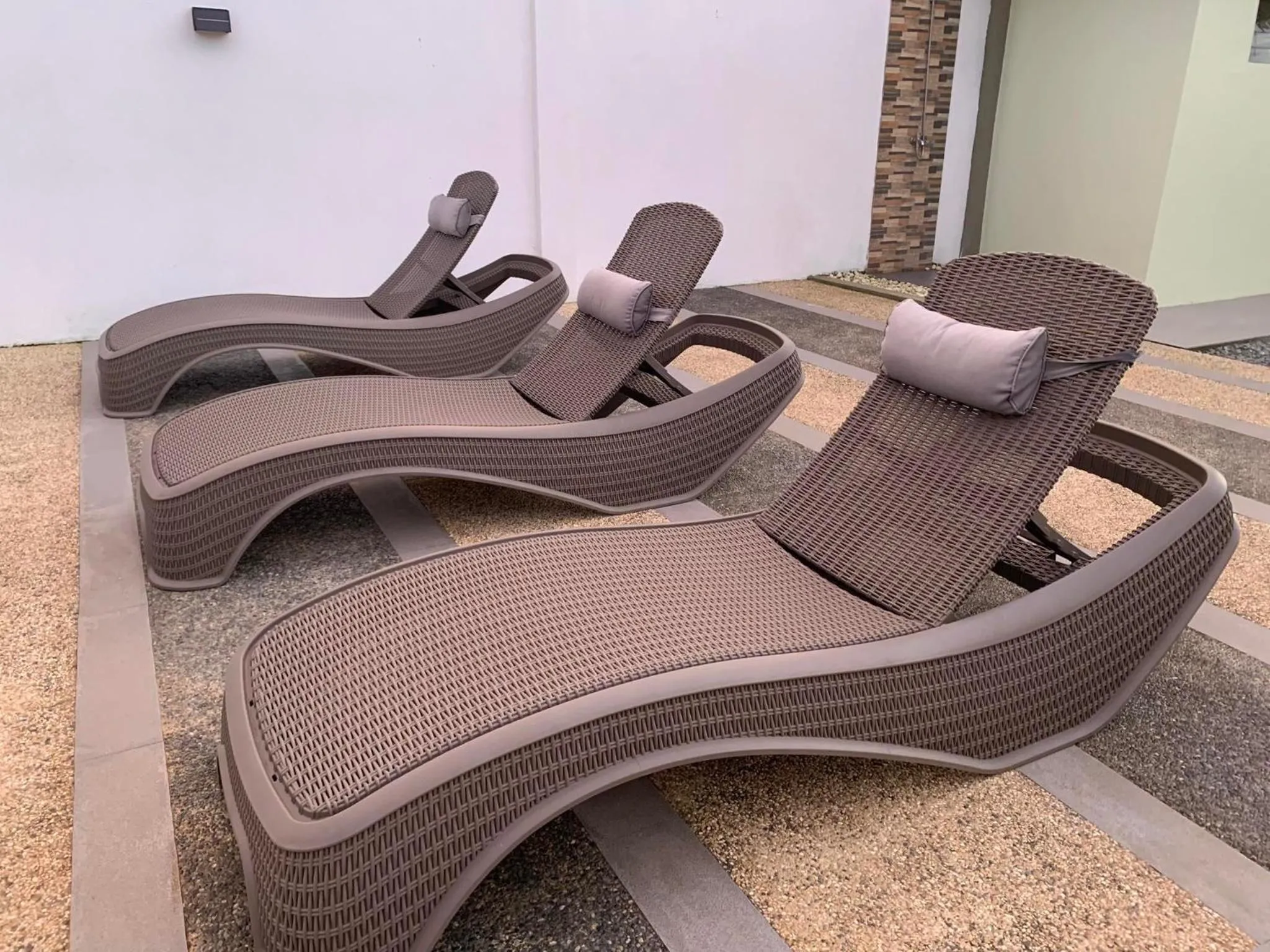 Swimming pool in Sunshine Stay Panglao