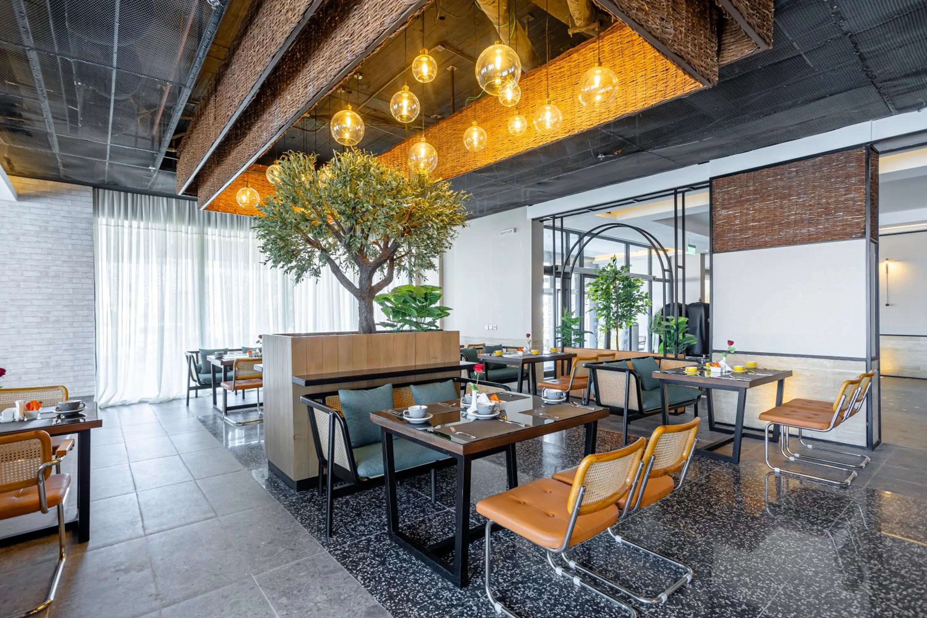 Restaurant/places to eat in Ewaa Express Hotel - Al Jouf