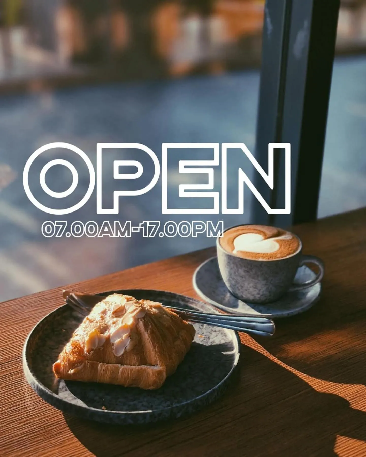 Restaurant/places to eat in The Bedrooms Maeklong and Services Apartment