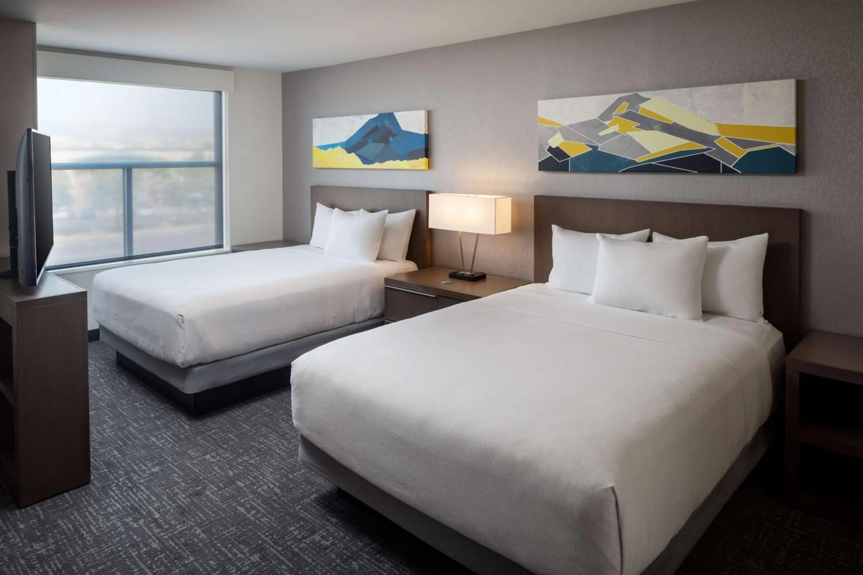 Bedroom, Bed in Hyatt House Vacaville