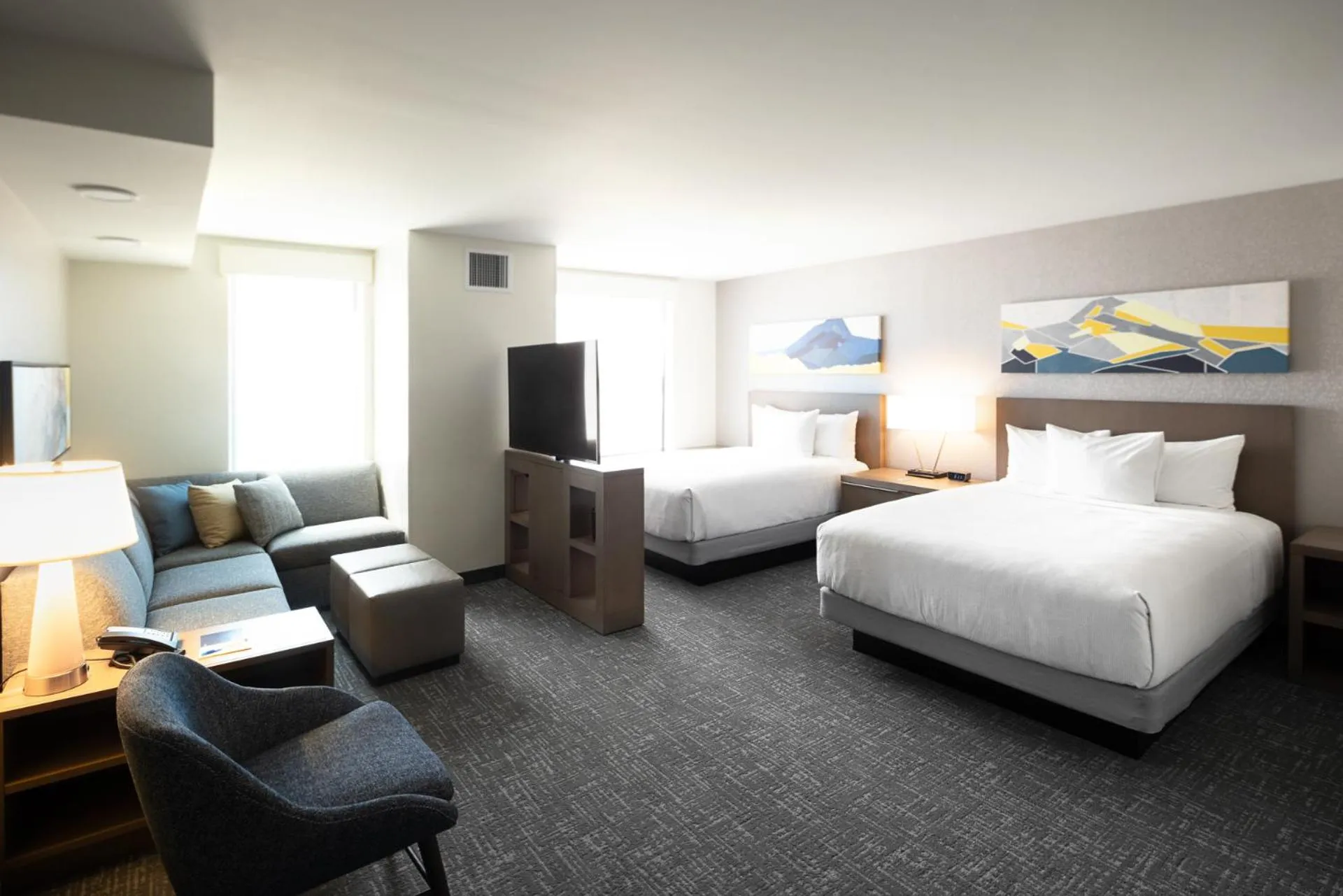 Bedroom, Bed in Hyatt House Vacaville