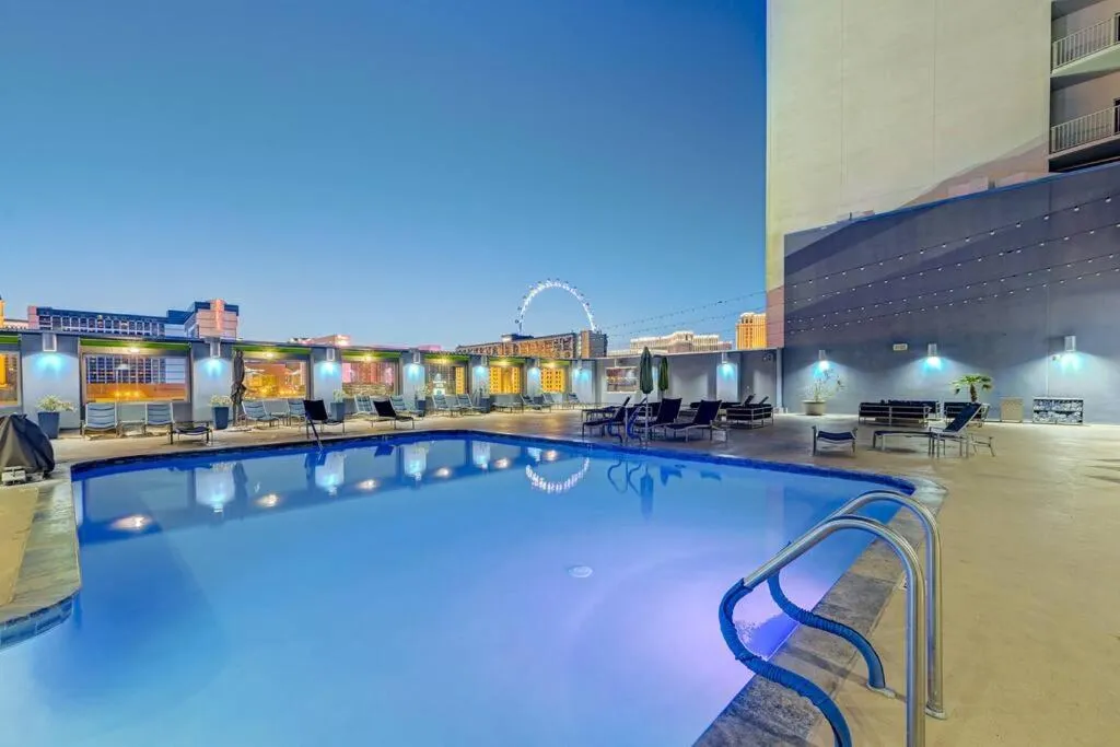 Night in Ultimate Las Vegas Getaway One Bedroom Suite with Balcony, Kitchen, Gym, Pool & Free Parking