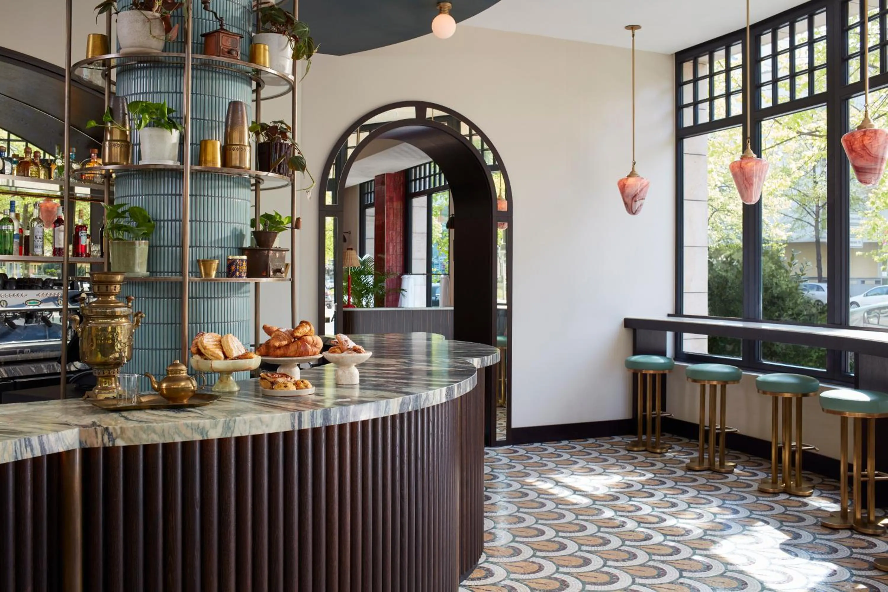 Coffee/tea facilities in The Hoxton, Berlin