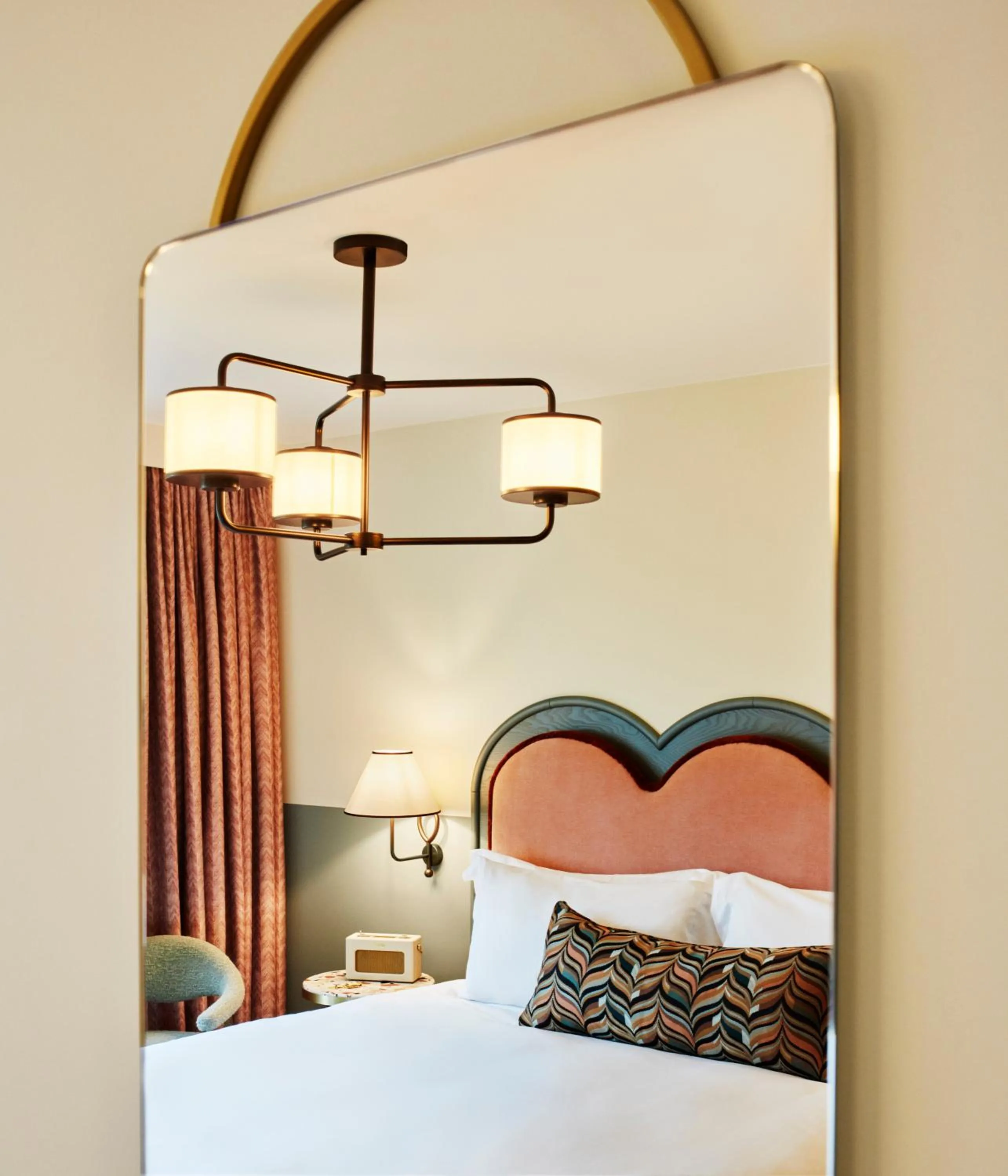 Bed in The Hoxton, Berlin