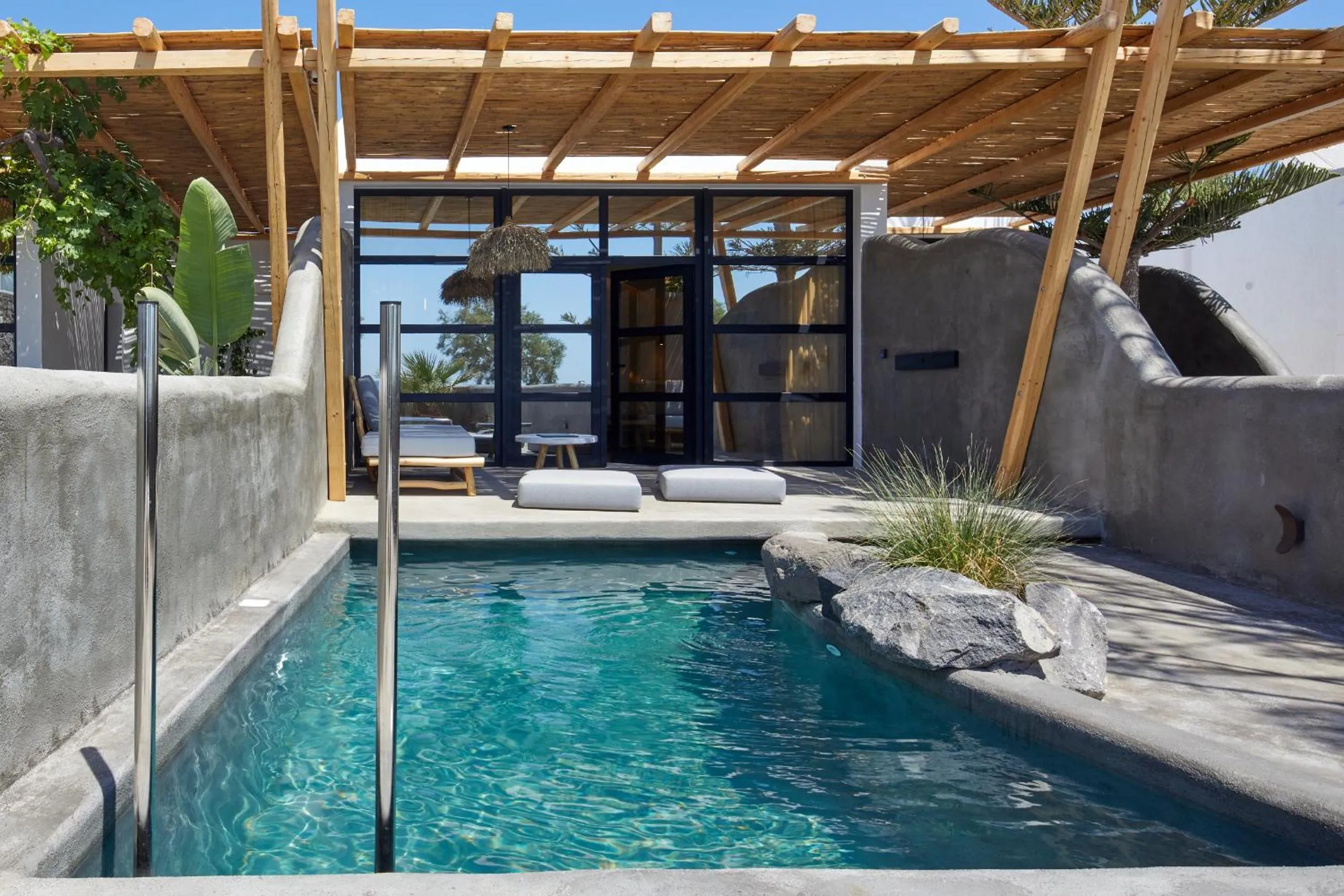 Patio in Oscar Beachfront Suites - Adults Only