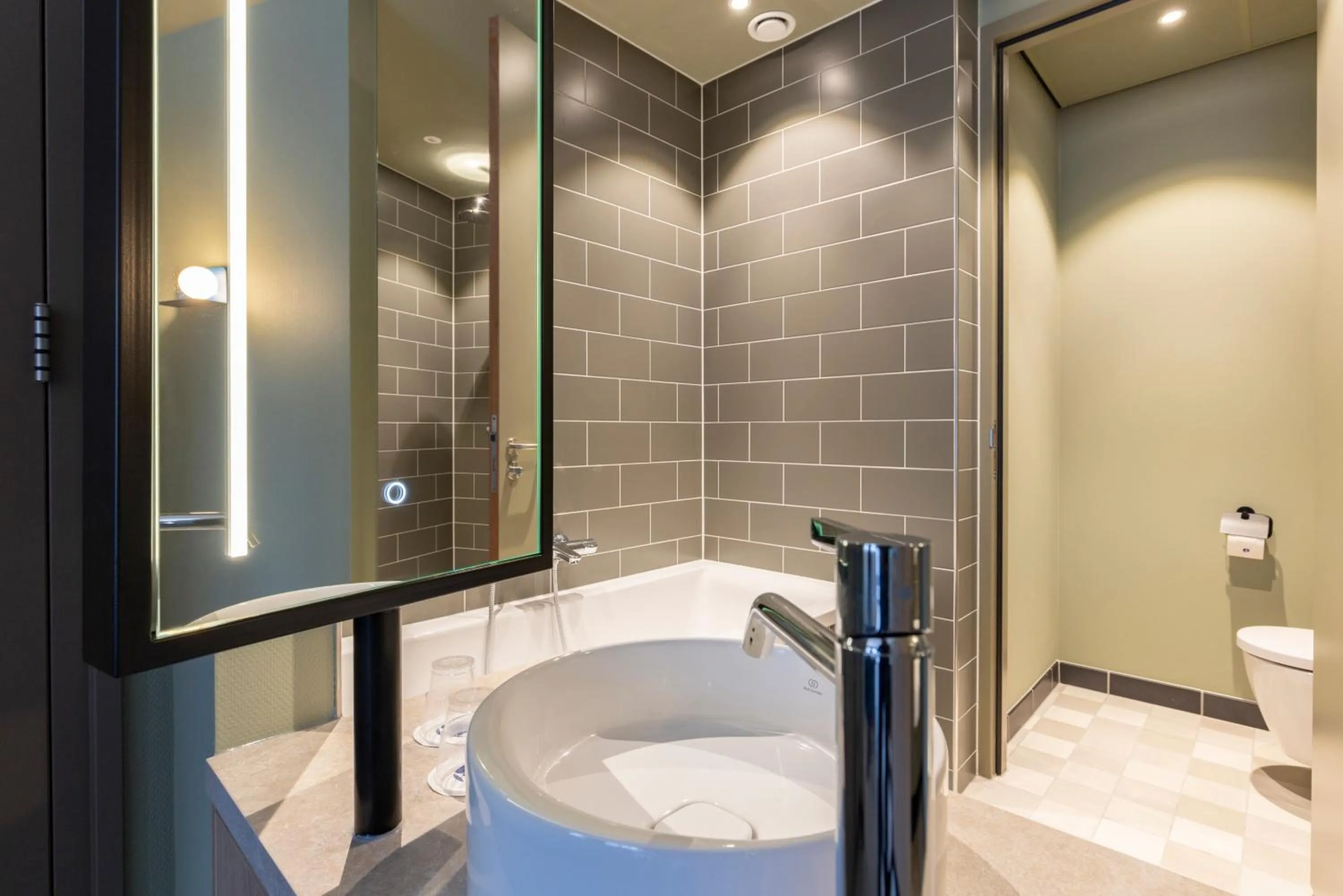 Bathroom in Fletcher Hotel-Restaurant Marknesse