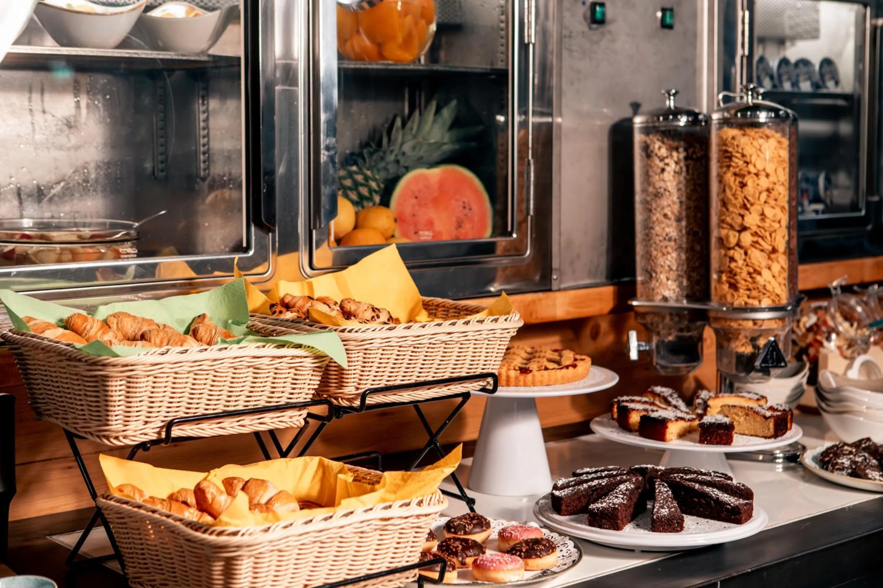 Breakfast in K MODERN HOTEL