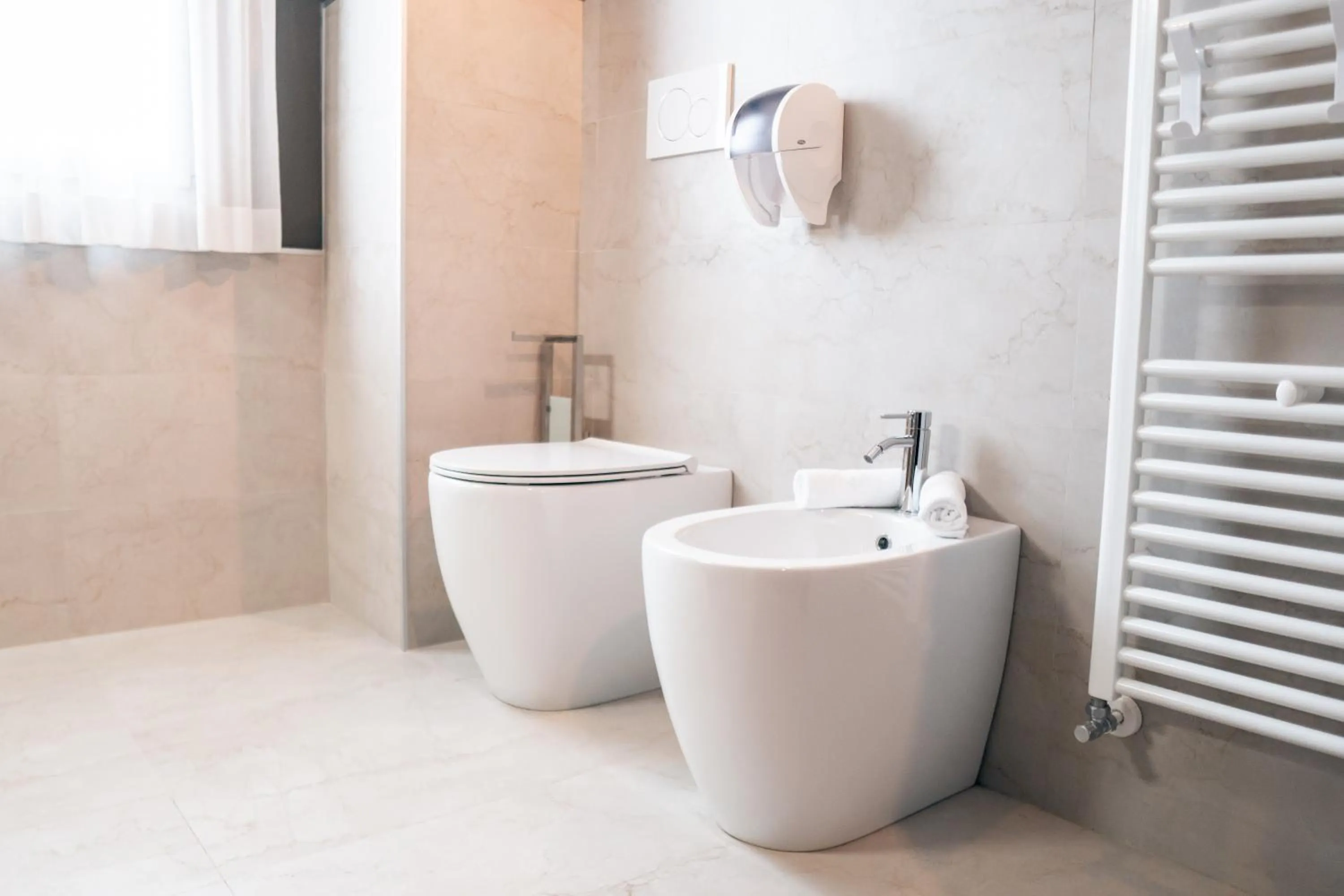 Toilet in K MODERN HOTEL