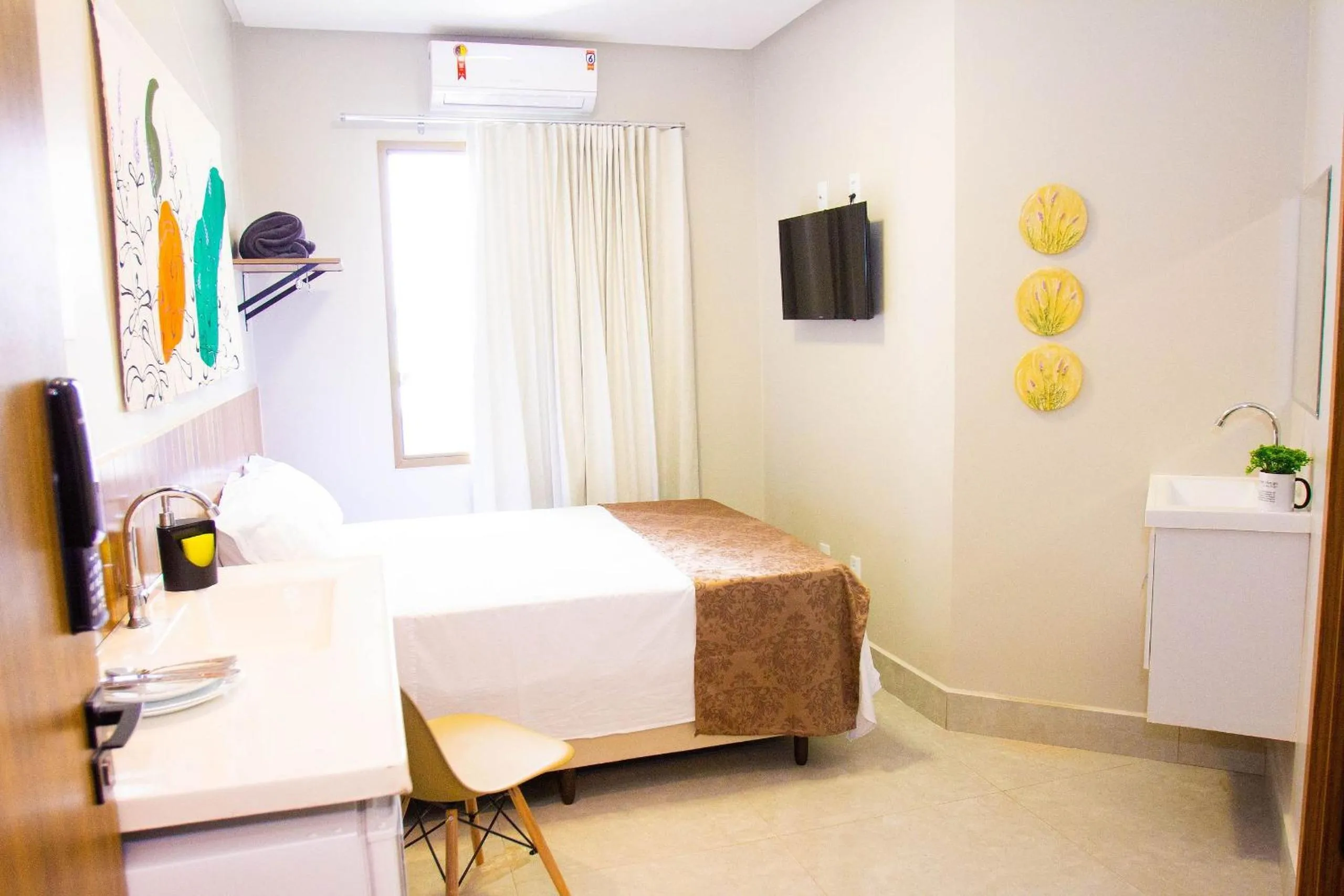 View (from property/room), Bed in Fiori Suítes