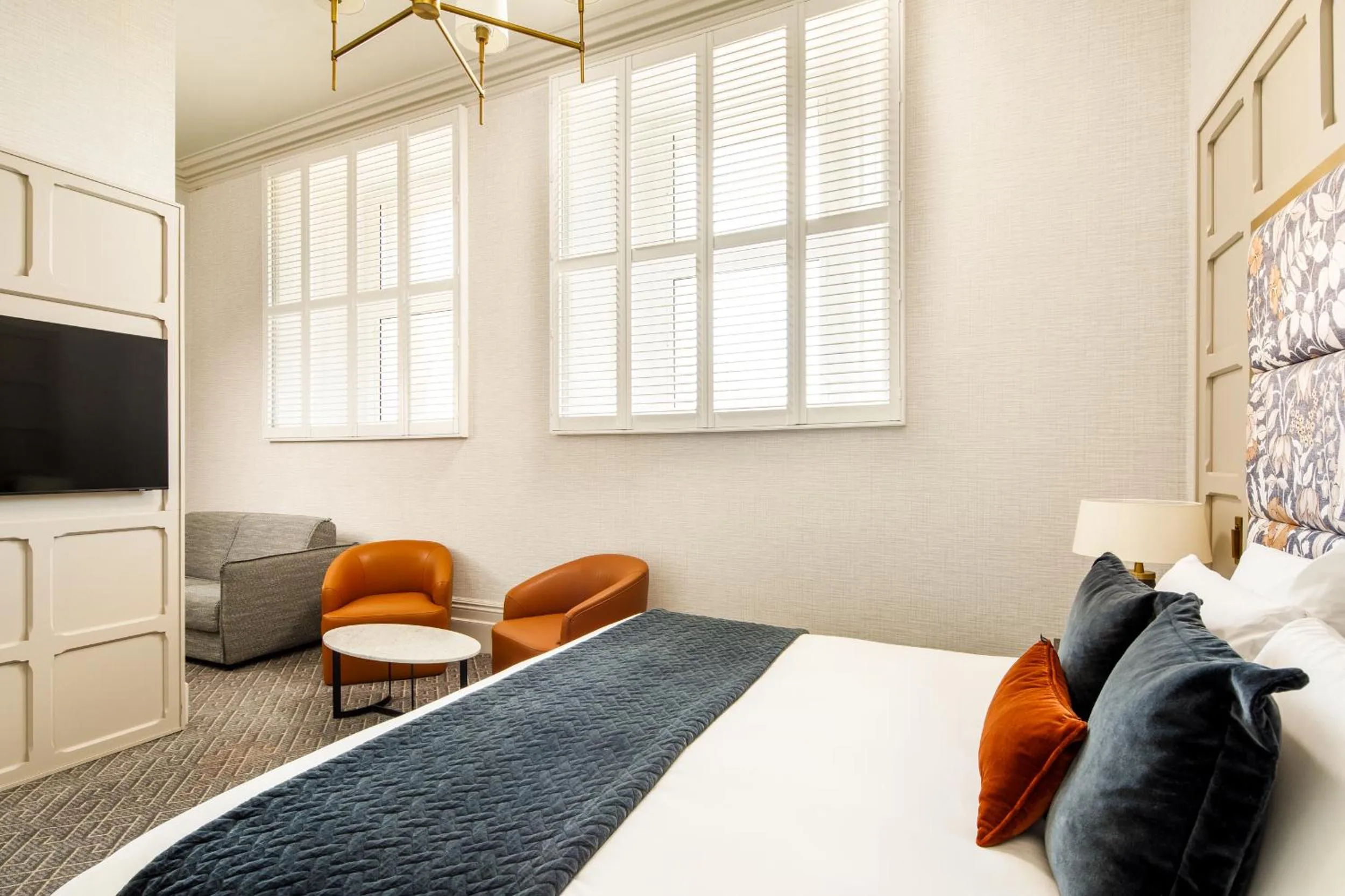 Bed in The Municipal Hotel Liverpool - MGallery