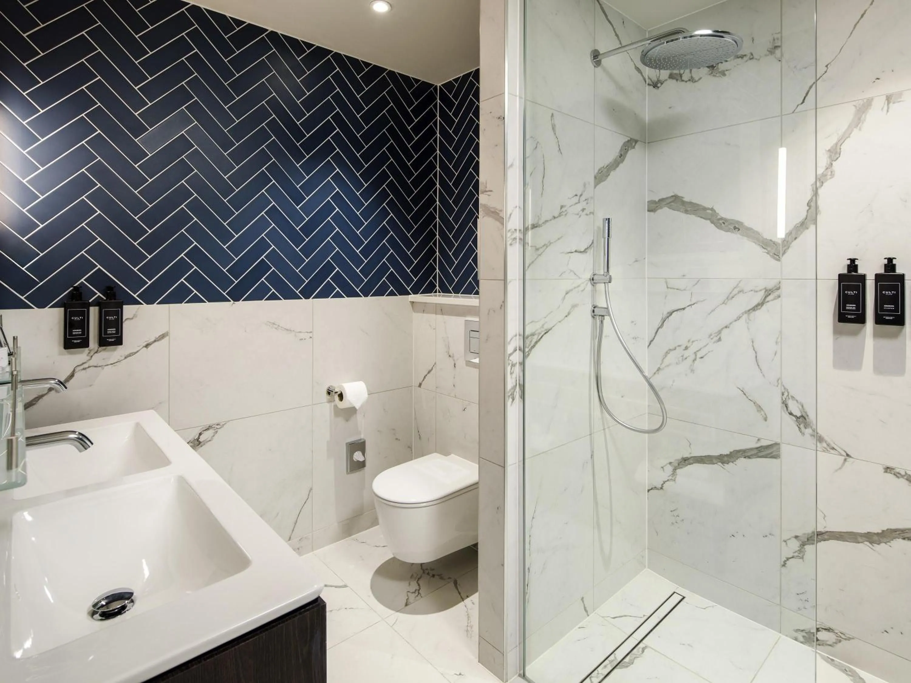 Bedroom in The Municipal Hotel Liverpool - MGallery