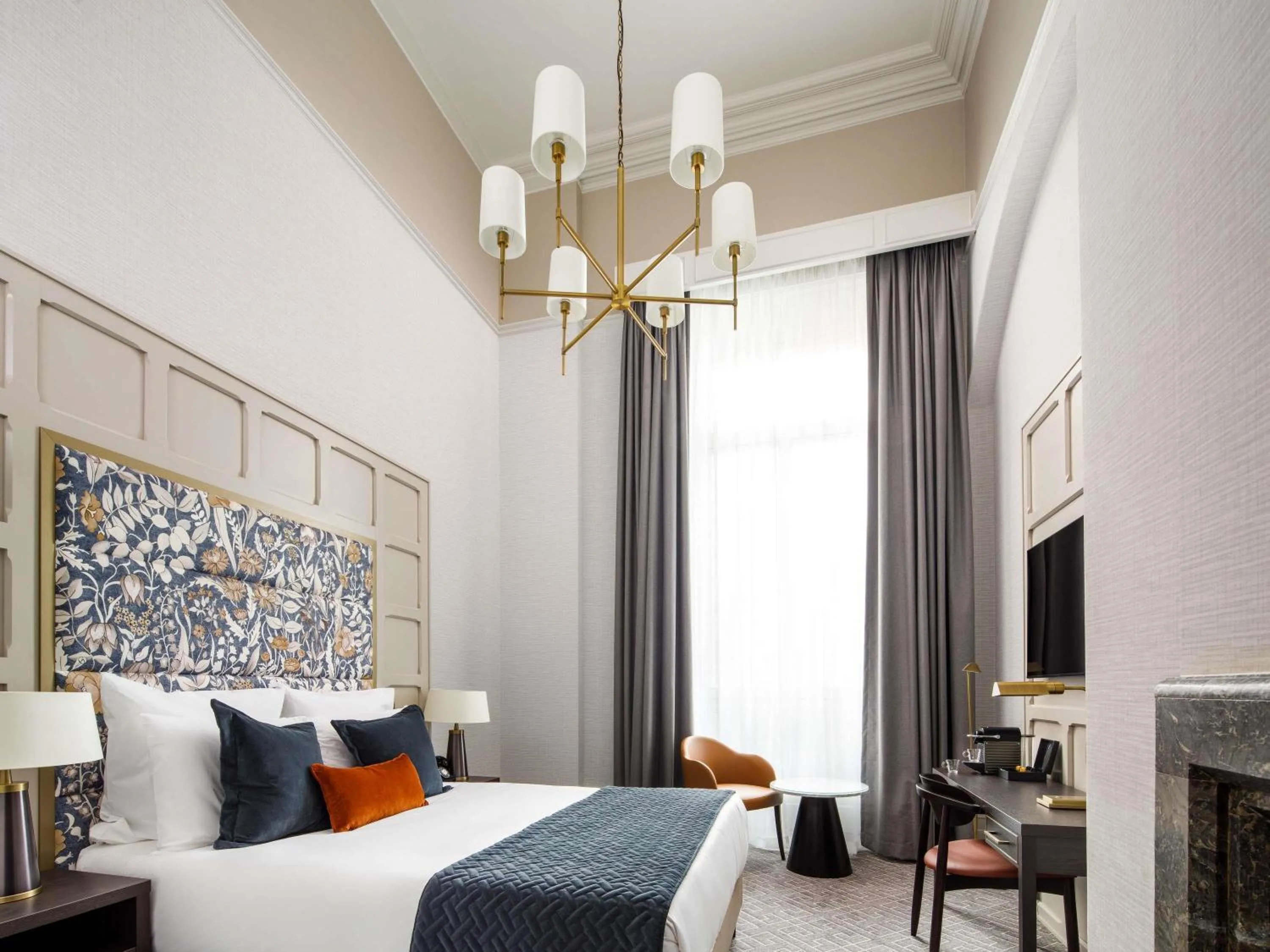 Bedroom, Bed in The Municipal Hotel Liverpool - MGallery